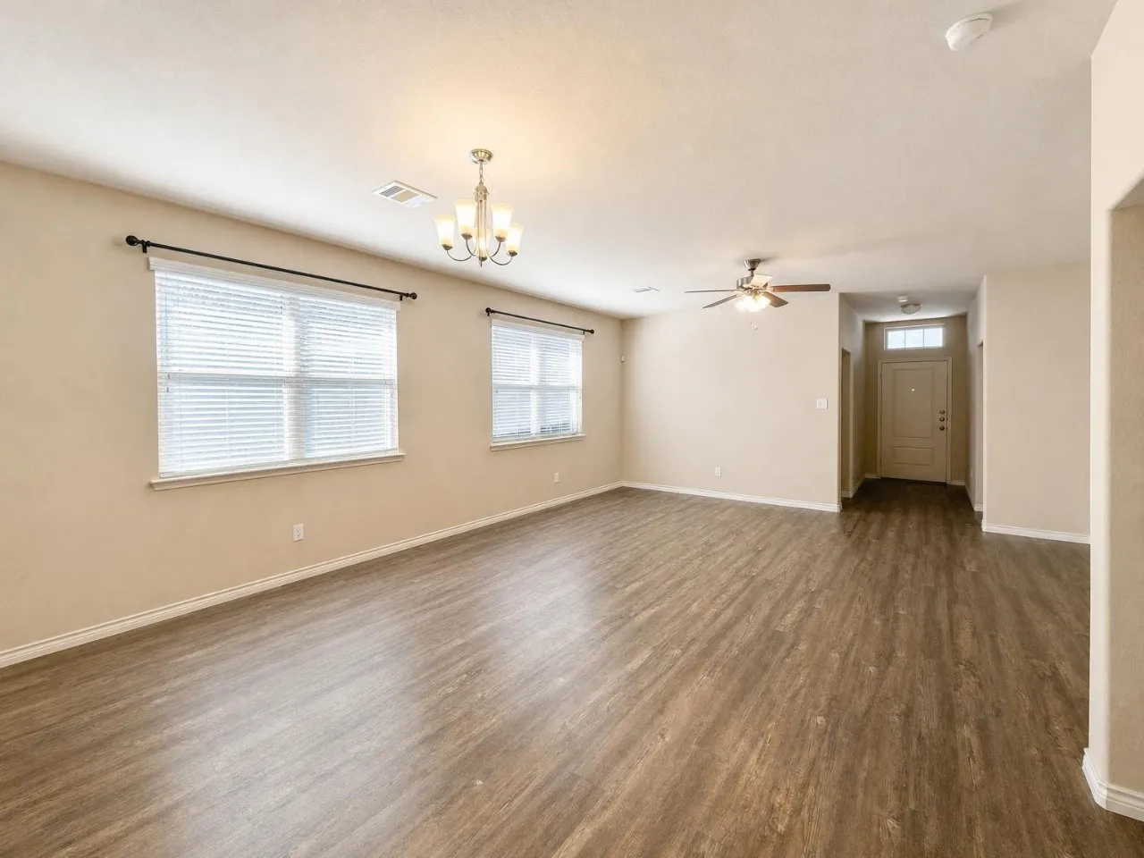 Single Family Residence For Rent in Denton County , 2265 Barx Drive, Little Elm, Texas 75068, 3 Bedroom, 2 Bathroom, 2 Garage spaces, 1,587 Sqft, built in 2017, mls#21405769, Real Estate Agent in Little Elm, Homes For Rent in Denton county, Homes For Rent in Little Elm, Realtor in Little Elm Texas, Real Estate Brokerage Independent Realty Texas, Luminita Cordes Realtor