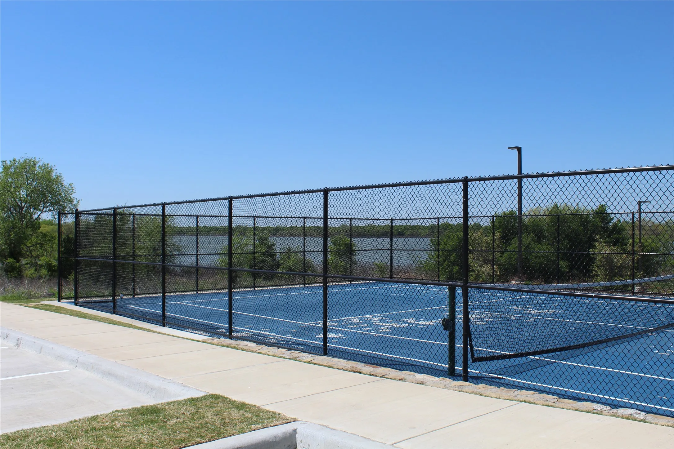 Single Family Residence For Rent in Denton County , 2265 Barx Drive, Little Elm, Texas 75068, 3 Bedroom, 2 Bathroom, 2 Garage spaces, 1,587 Sqft, built in 2017, mls#21405769, Real Estate Agent in Little Elm, Homes For Rent in Denton county, Homes For Rent in Little Elm, Realtor in Little Elm Texas, Real Estate Brokerage Independent Realty Texas, Luminita Cordes Realtor