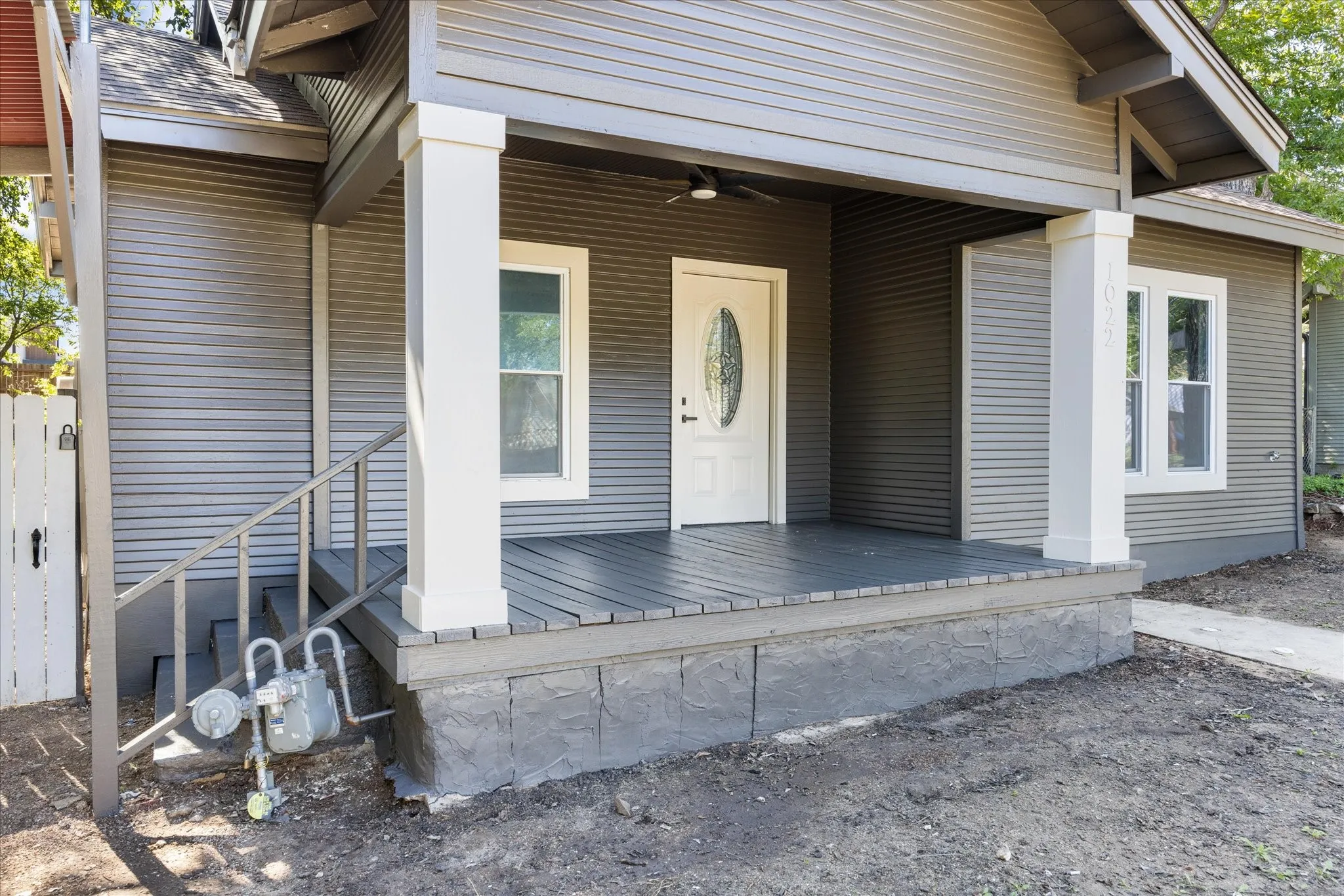 Single Family Residence For Sale in Erath County , 1022 W Green Street, Stephenville, Texas 76401, 3 Bedroom, 2 Bathroom, Garage spaces, 1,429 Sqft, built in 1930, mls#21407239, Real Estate Agent in Stephenville, Homes For Sale in Erath county, Homes For Sale in Stephenville, Realtor in Stephenville Texas, Real Estate Brokerage Independent Realty Texas, Luminita Cordes Realtor