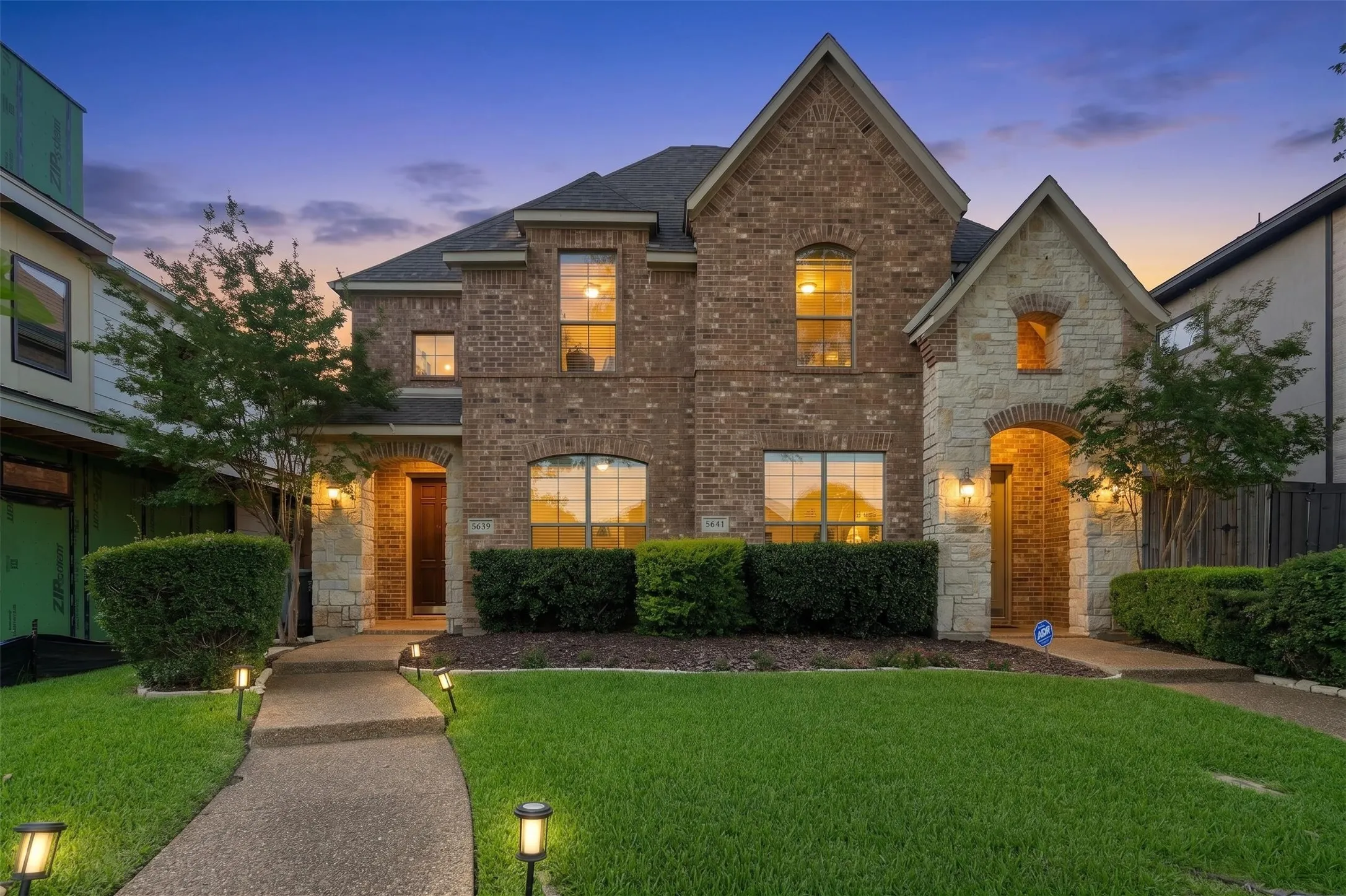 Single Family Residence For Rent in Dallas County , 5639 Ellsworth Avenue, Dallas, Texas 75206, 3 Bedroom, 2 Bathroom, 2 Garage spaces, 2,360 Sqft, built in 2003, mls#21406167, Real Estate Agent in Dallas, Homes For Rent in Dallas county, Homes For Rent in Dallas, Realtor in Dallas Texas, Real Estate Brokerage Independent Realty Texas, Luminita Cordes Realtor