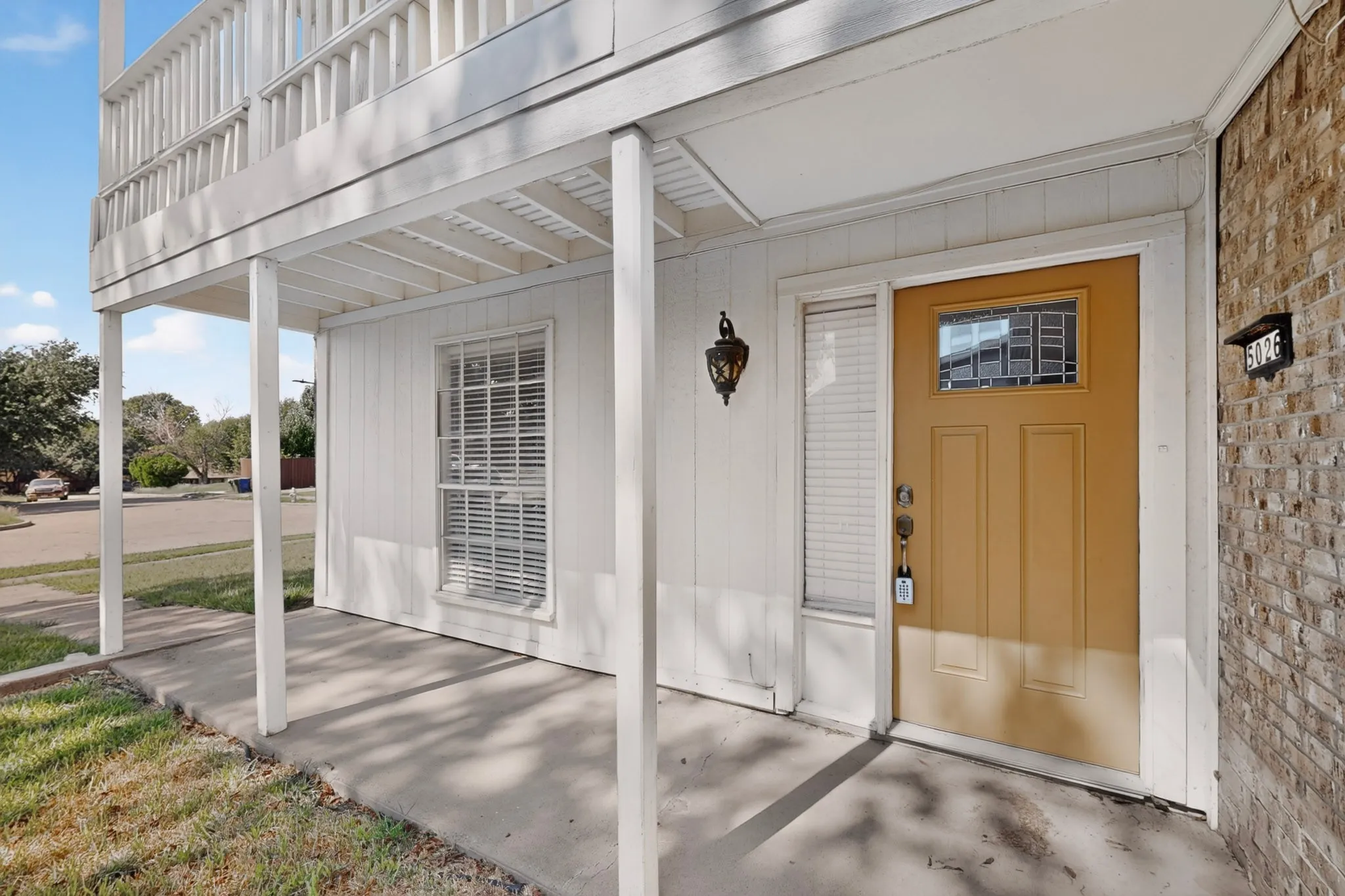 Single Family Residence For Sale in Dallas County , 5026 Boca Raton Drive, Garland, Texas 75043, 4 Bedroom, 3 Bathroom, 2 Garage spaces, 2,030 Sqft, built in 1972, mls#21406146, Real Estate Agent in Garland, Homes For Sale in Dallas county, Homes For Sale in Garland, Realtor in Garland Texas, Real Estate Brokerage Independent Realty Texas, Luminita Cordes Realtor