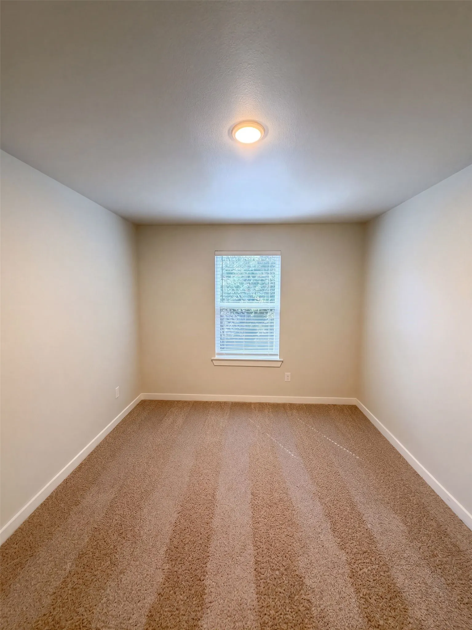 Single Family Residence For Sale in Grayson County , 402 N Race Street, Tioga, Texas 76271, 5 Bedroom, 3 Bathroom, 2 Garage spaces, 2,269 Sqft, built in 2021, mls#21407617, Real Estate Agent in Tioga, Homes For Sale in Grayson county, Homes For Sale in Tioga, Realtor in Tioga Texas, Real Estate Brokerage Independent Realty Texas, Luminita Cordes Realtor