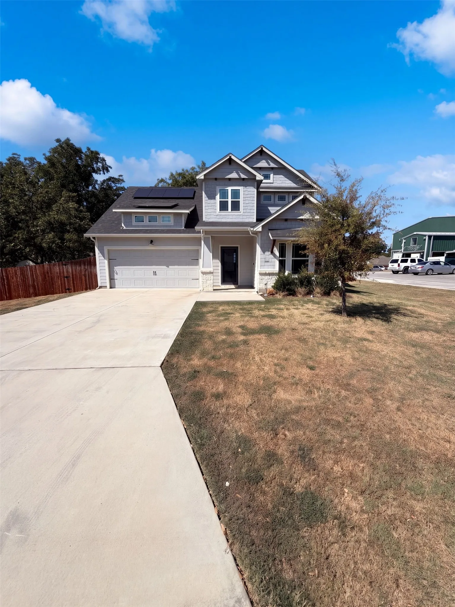 Single Family Residence For Sale in Grayson County , 402 N Race Street, Tioga, Texas 76271, 5 Bedroom, 3 Bathroom, 2 Garage spaces, 2,269 Sqft, built in 2021, mls#21407617, Real Estate Agent in Tioga, Homes For Sale in Grayson county, Homes For Sale in Tioga, Realtor in Tioga Texas, Real Estate Brokerage Independent Realty Texas, Luminita Cordes Realtor