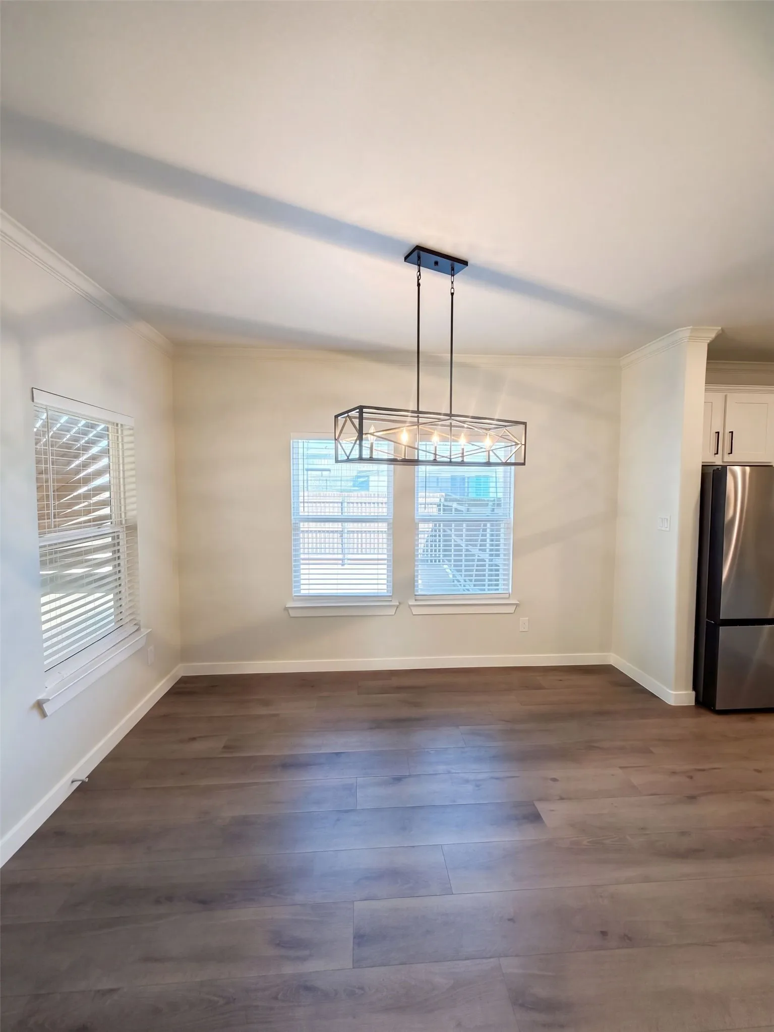 Single Family Residence For Sale in Grayson County , 402 N Race Street, Tioga, Texas 76271, 5 Bedroom, 3 Bathroom, 2 Garage spaces, 2,269 Sqft, built in 2021, mls#21407617, Real Estate Agent in Tioga, Homes For Sale in Grayson county, Homes For Sale in Tioga, Realtor in Tioga Texas, Real Estate Brokerage Independent Realty Texas, Luminita Cordes Realtor