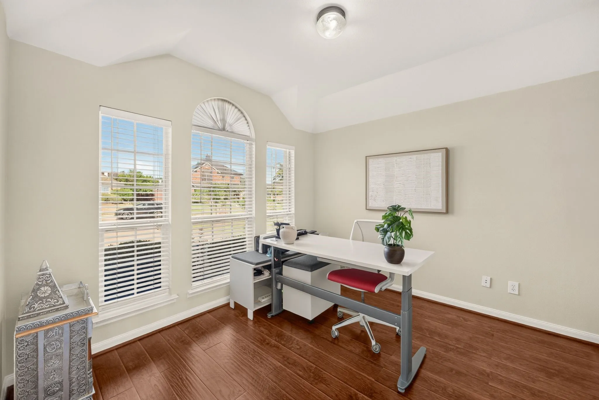 Single Family Residence For Sale in Denton County , 9150 Bastille Way, Frisco, Texas 75033, 4 Bedroom, 2 Bathroom, 2 Garage spaces, 2,247 Sqft, built in 2005, mls#21404899, Real Estate Agent in Frisco, Homes For Sale in Denton county, Homes For Sale in Frisco, Realtor in Frisco Texas, Real Estate Brokerage Independent Realty Texas, Luminita Cordes Realtor