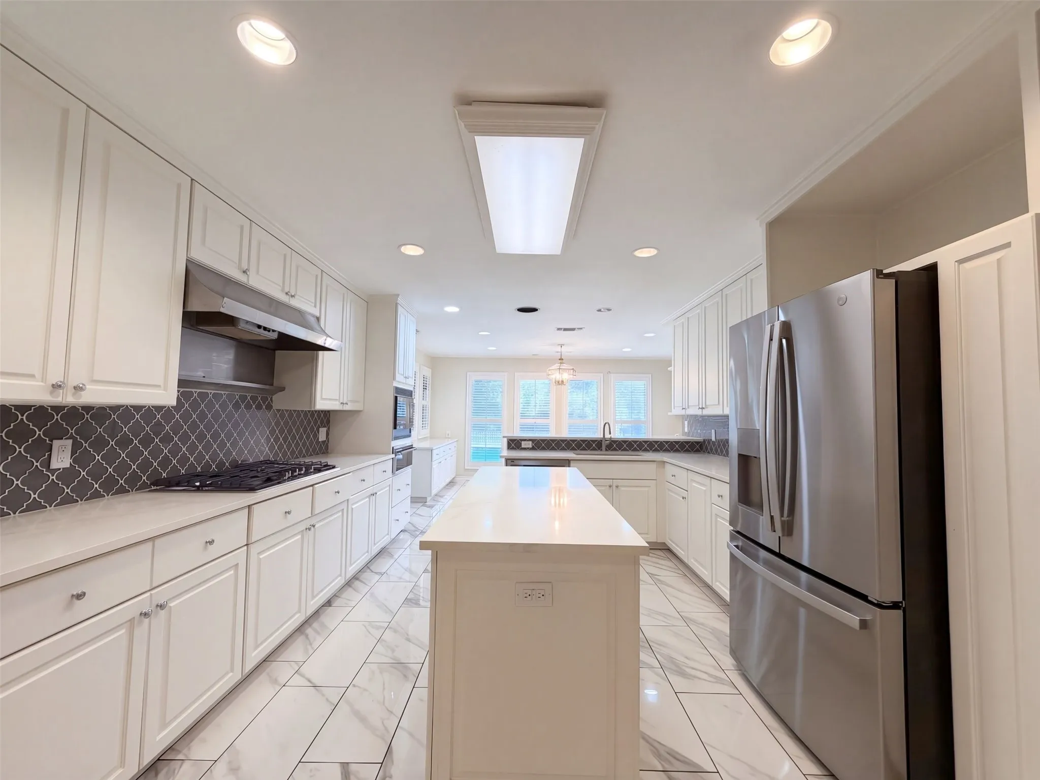 Single Family Residence For Sale in Tarrant County , 3111 Collard Road, Arlington, Texas 76017, 6 Bedroom, 4 Bathroom, 2 Garage spaces, 4,305 Sqft, built in 1976, mls#21407600, Real Estate Agent in Arlington, Homes For Sale in Tarrant county, Homes For Sale in Arlington, Realtor in Arlington Texas, Real Estate Brokerage Independent Realty Texas, Luminita Cordes Realtor