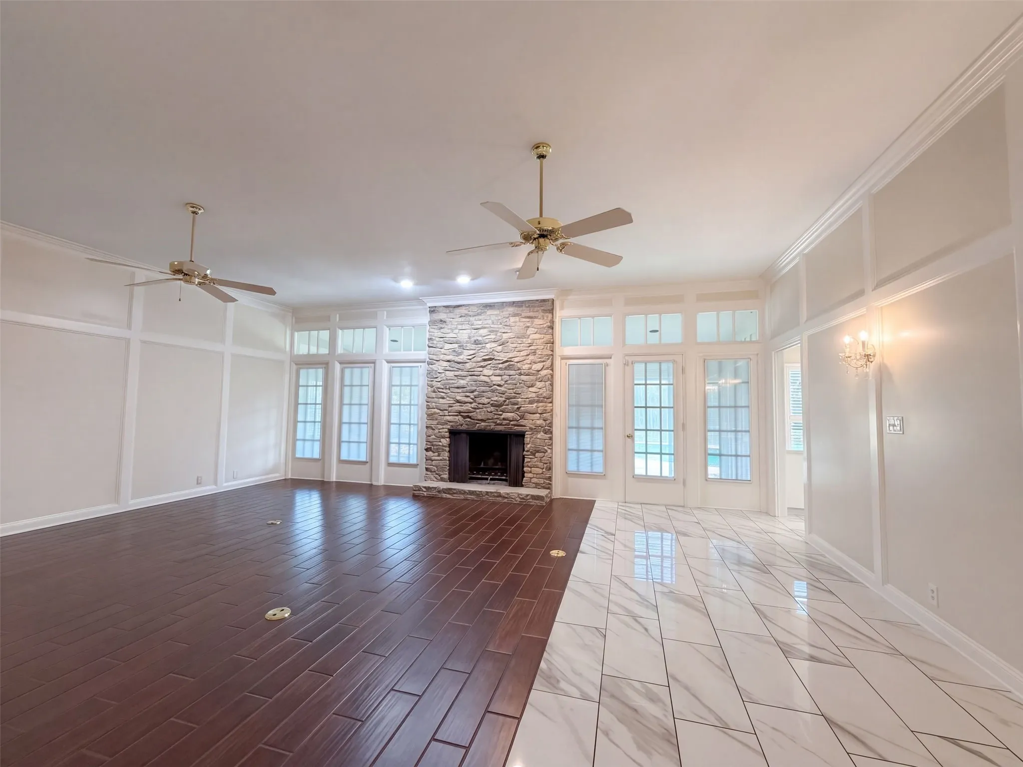 Single Family Residence For Sale in Tarrant County , 3111 Collard Road, Arlington, Texas 76017, 6 Bedroom, 4 Bathroom, 2 Garage spaces, 4,305 Sqft, built in 1976, mls#21407600, Real Estate Agent in Arlington, Homes For Sale in Tarrant county, Homes For Sale in Arlington, Realtor in Arlington Texas, Real Estate Brokerage Independent Realty Texas, Luminita Cordes Realtor