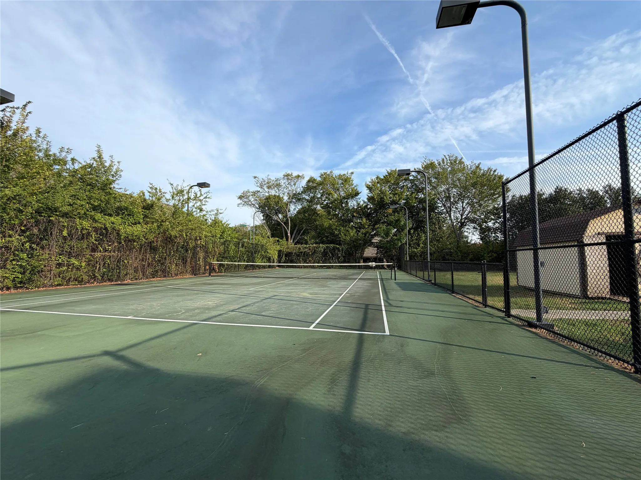 Single Family Residence For Sale in Tarrant County , 3111 Collard Road, Arlington, Texas 76017, 6 Bedroom, 4 Bathroom, 2 Garage spaces, 4,305 Sqft, built in 1976, mls#21407600, Real Estate Agent in Arlington, Homes For Sale in Tarrant county, Homes For Sale in Arlington, Realtor in Arlington Texas, Real Estate Brokerage Independent Realty Texas, Luminita Cordes Realtor