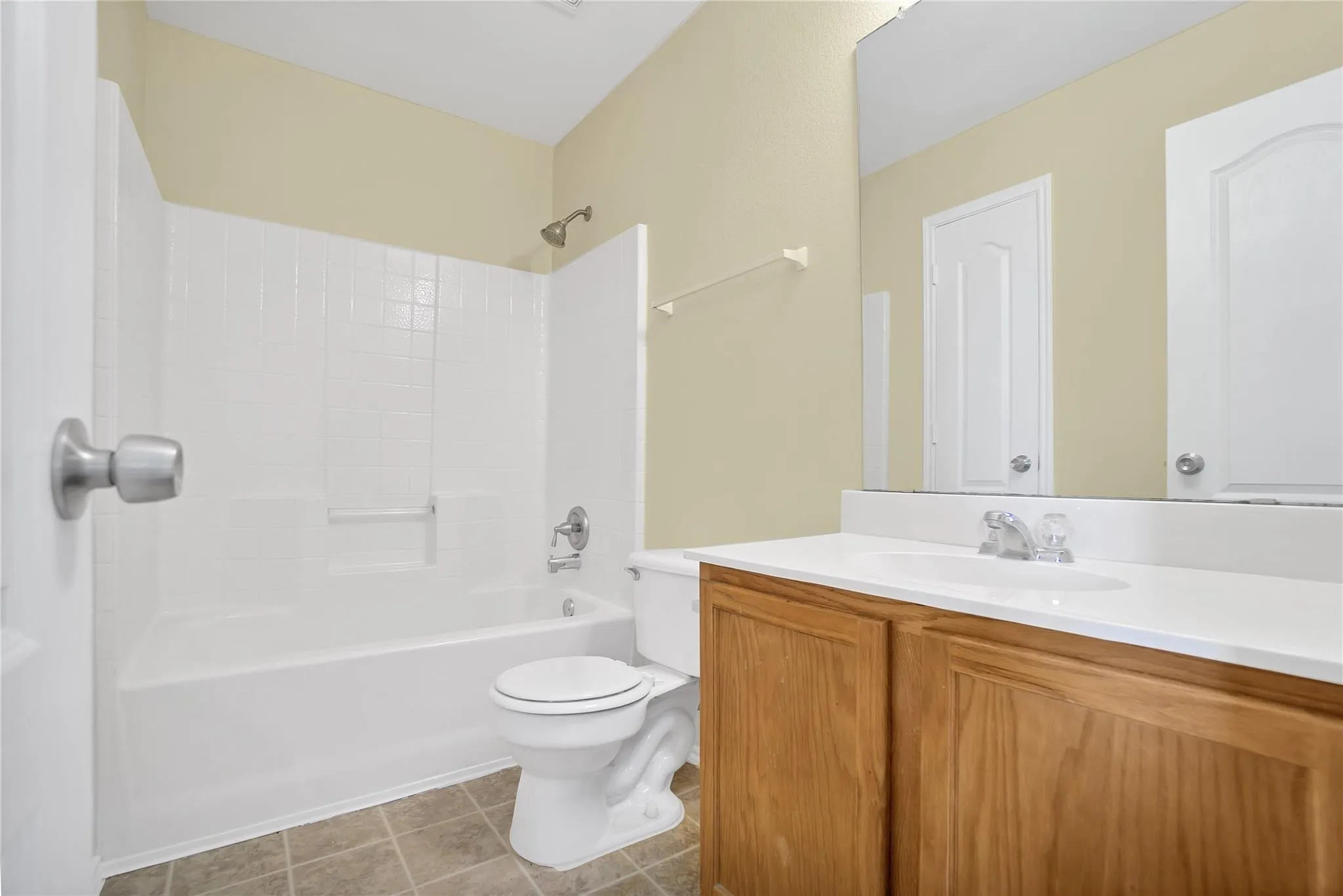 Single Family Residence For Rent in Kaufman County , 2009 Songbird Drive, Forney, Texas 75126, 4 Bedroom, 3 Bathroom, 2 Garage spaces, 2,376 Sqft, built in 2005, mls#21407100, Real Estate Agent in Forney, Homes For Rent in Kaufman county, Homes For Rent in Forney, Realtor in Forney Texas, Real Estate Brokerage Independent Realty Texas, Luminita Cordes Realtor