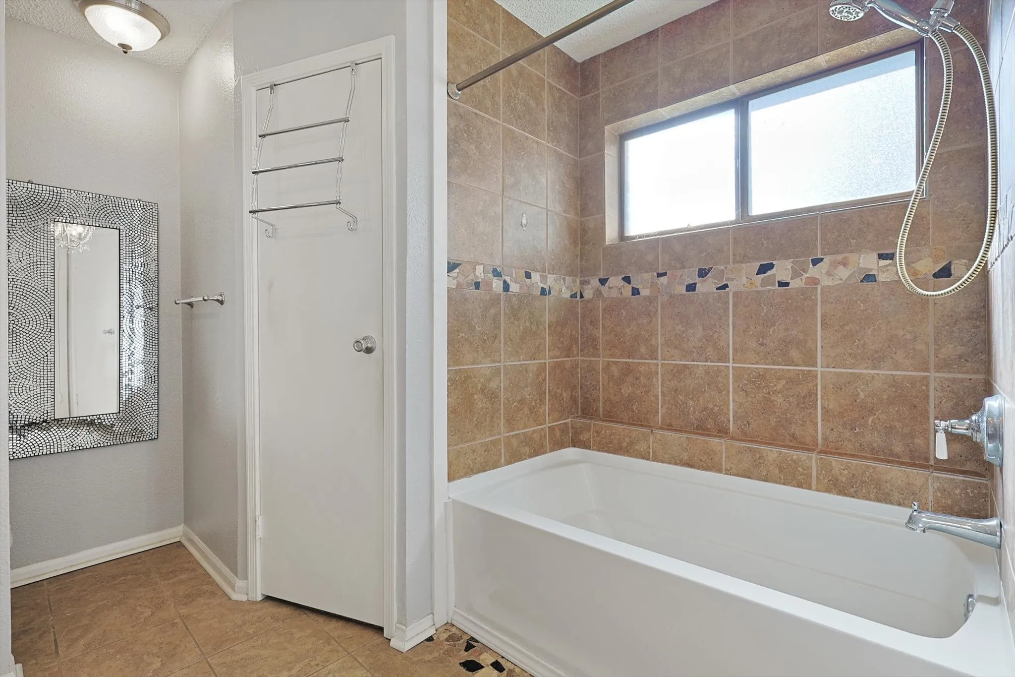 Single Family Residence For Rent in Dallas County , 266 Pinyon Lane, Coppell, Texas 75019, 3 Bedroom, 2 Bathroom, 2 Garage spaces, 1,598 Sqft, built in 1985, mls#21408214, Real Estate Agent in Coppell, Homes For Rent in Dallas county, Homes For Rent in Coppell, Realtor in Coppell Texas, Real Estate Brokerage Independent Realty Texas, Luminita Cordes Realtor