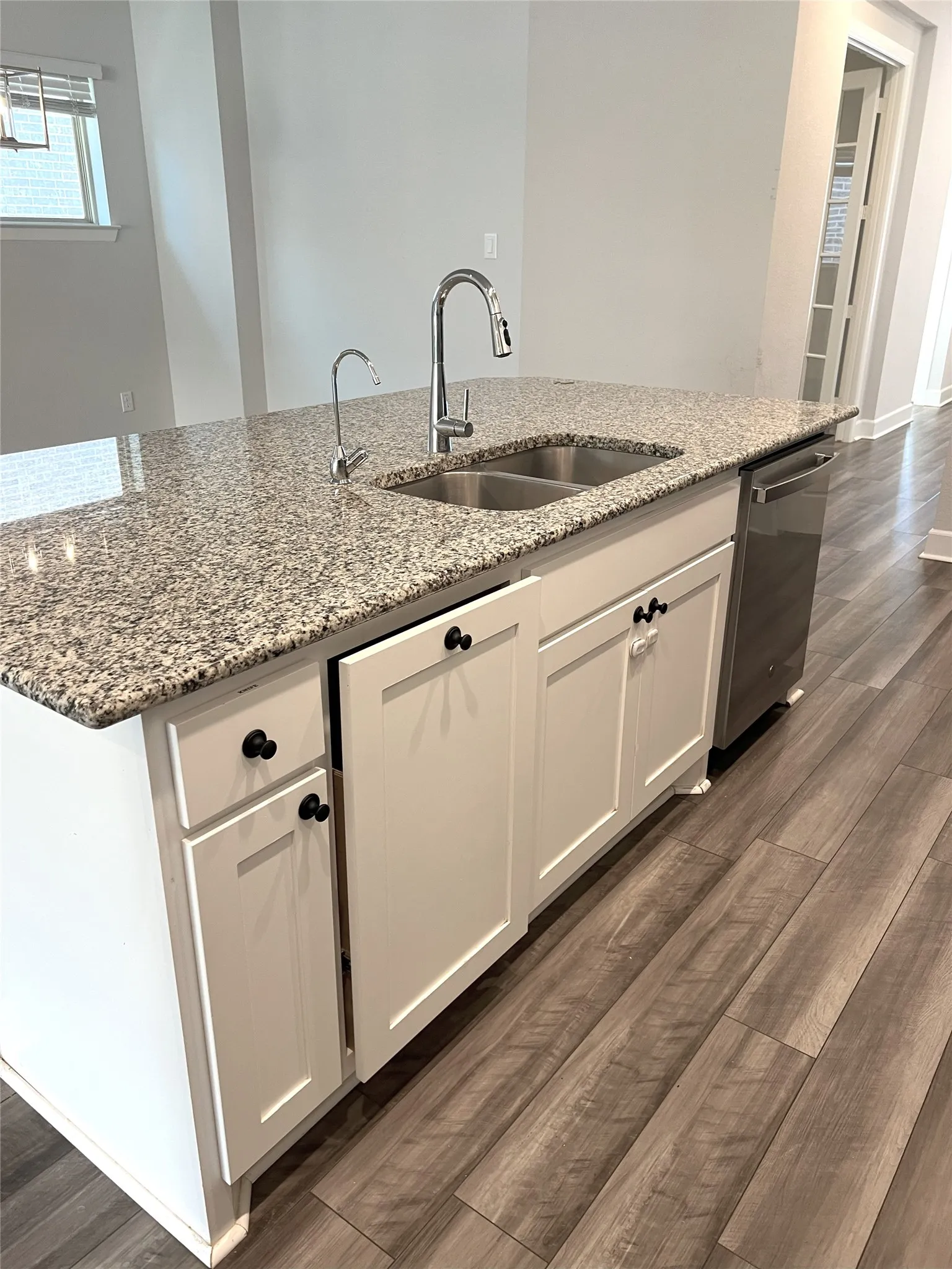 Single Family Residence For Rent in Denton County , 352 Foxthorne Way, Little Elm, Texas 75068, 4 Bedroom, 3 Bathroom, 2 Garage spaces, 2,251 Sqft, built in 2022, mls#21400660, Real Estate Agent in Little Elm, Homes For Rent in Denton county, Homes For Rent in Little Elm, Realtor in Little Elm Texas, Real Estate Brokerage Independent Realty Texas, Luminita Cordes Realtor