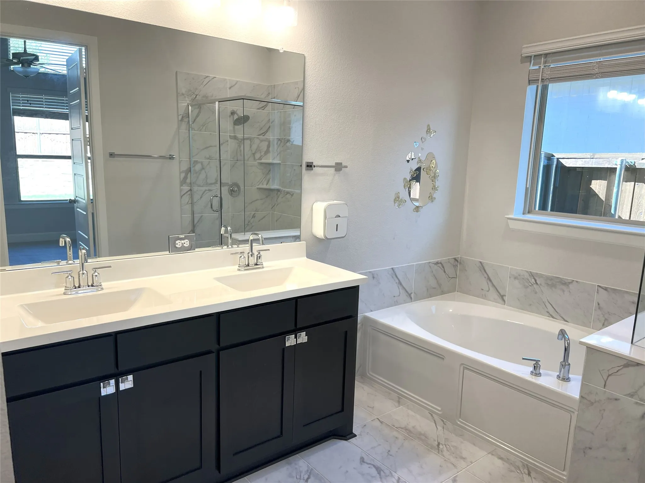 Single Family Residence For Rent in Denton County , 352 Foxthorne Way, Little Elm, Texas 75068, 4 Bedroom, 3 Bathroom, 2 Garage spaces, 2,251 Sqft, built in 2022, mls#21400660, Real Estate Agent in Little Elm, Homes For Rent in Denton county, Homes For Rent in Little Elm, Realtor in Little Elm Texas, Real Estate Brokerage Independent Realty Texas, Luminita Cordes Realtor