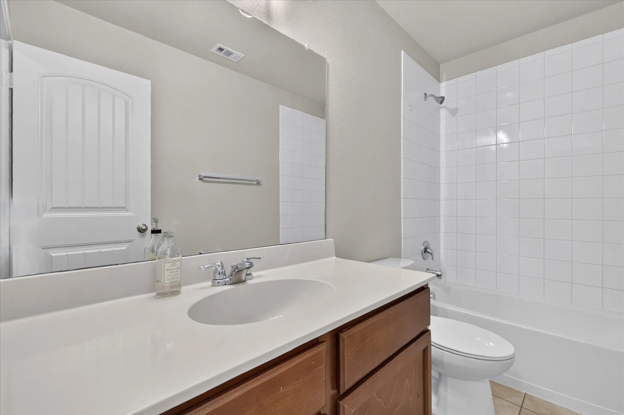Single Family Residence For Rent in Rockwall County , 1049 Sewell Drive, Fate, Texas 75189, 4 Bedroom, 2 Bathroom, 2 Garage spaces, 1,542 Sqft, built in 2017, mls#21407112, Real Estate Agent in Fate, Homes For Rent in Rockwall county, Homes For Rent in Fate, Realtor in Fate Texas, Real Estate Brokerage Independent Realty Texas, Luminita Cordes Realtor