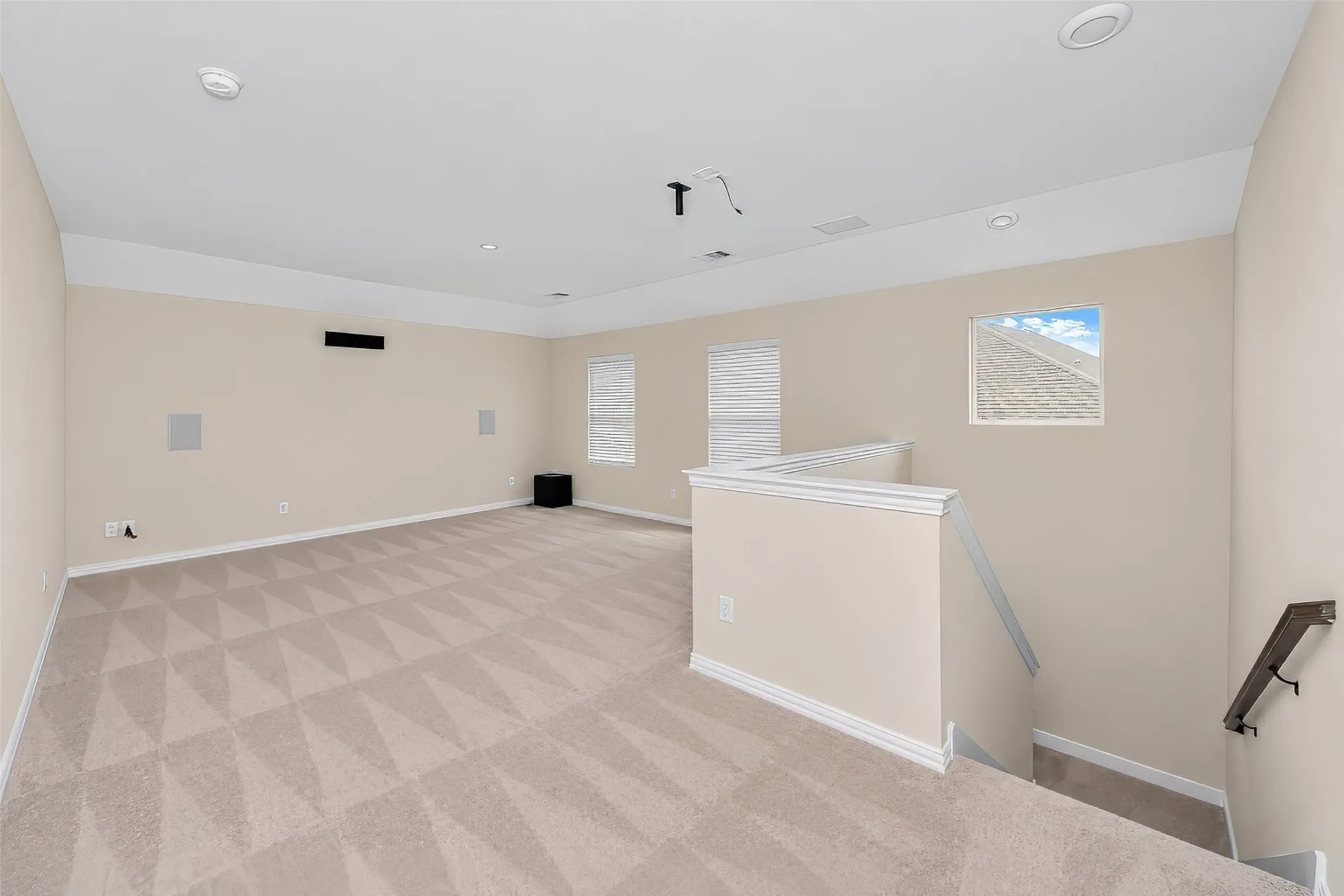 Single Family Residence For Rent in Tarrant County , 2148 Bellatrix Drive, Haslet, Texas 76052, 4 Bedroom, 4 Bathroom, Garage spaces, 3,122 Sqft, built in 2021, mls#21407085, Real Estate Agent in Haslet, Homes For Rent in Tarrant county, Homes For Rent in Haslet, Realtor in Haslet Texas, Real Estate Brokerage Independent Realty Texas, Luminita Cordes Realtor
