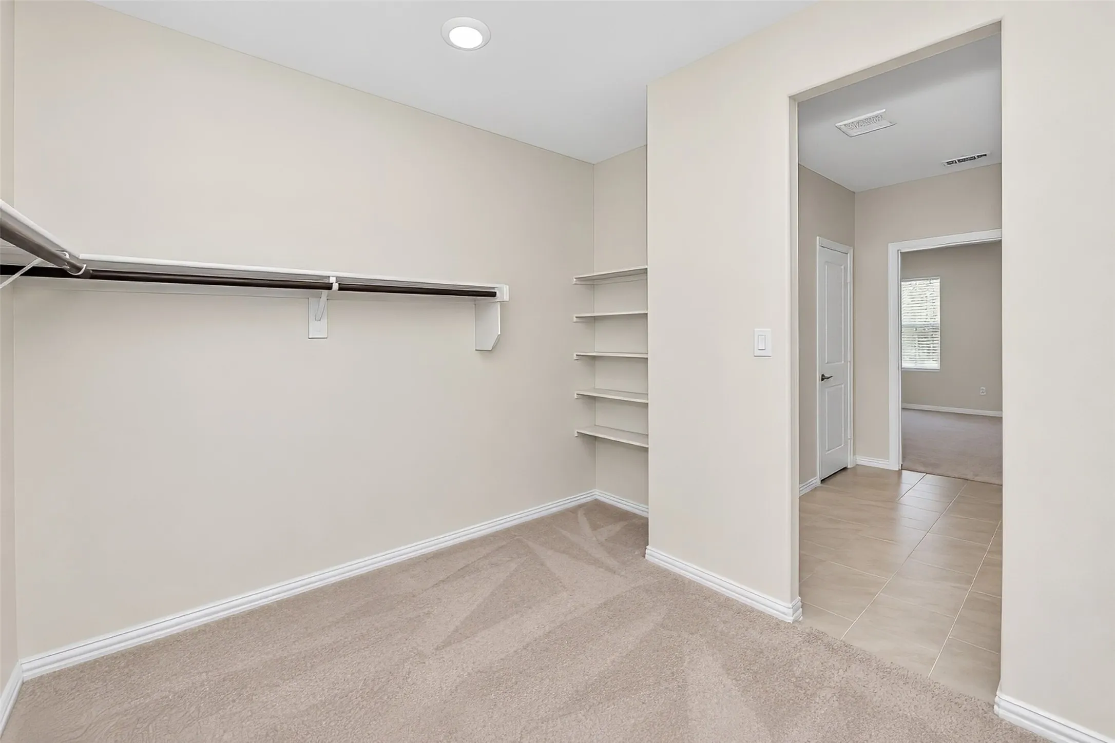 Single Family Residence For Rent in Tarrant County , 2148 Bellatrix Drive, Haslet, Texas 76052, 4 Bedroom, 4 Bathroom, Garage spaces, 3,122 Sqft, built in 2021, mls#21407085, Real Estate Agent in Haslet, Homes For Rent in Tarrant county, Homes For Rent in Haslet, Realtor in Haslet Texas, Real Estate Brokerage Independent Realty Texas, Luminita Cordes Realtor