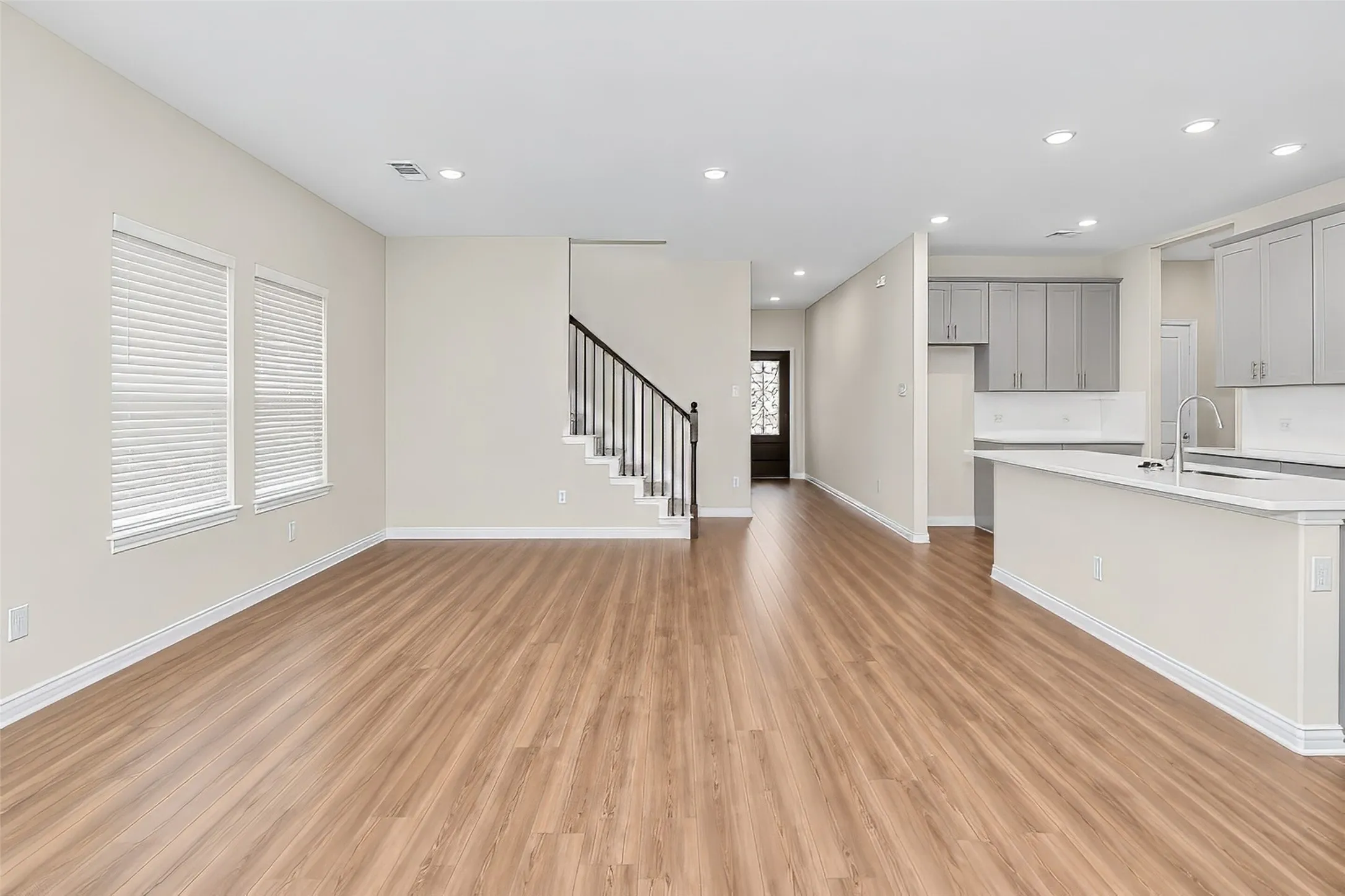 Single Family Residence For Rent in Tarrant County , 2148 Bellatrix Drive, Haslet, Texas 76052, 4 Bedroom, 4 Bathroom, Garage spaces, 3,122 Sqft, built in 2021, mls#21407085, Real Estate Agent in Haslet, Homes For Rent in Tarrant county, Homes For Rent in Haslet, Realtor in Haslet Texas, Real Estate Brokerage Independent Realty Texas, Luminita Cordes Realtor