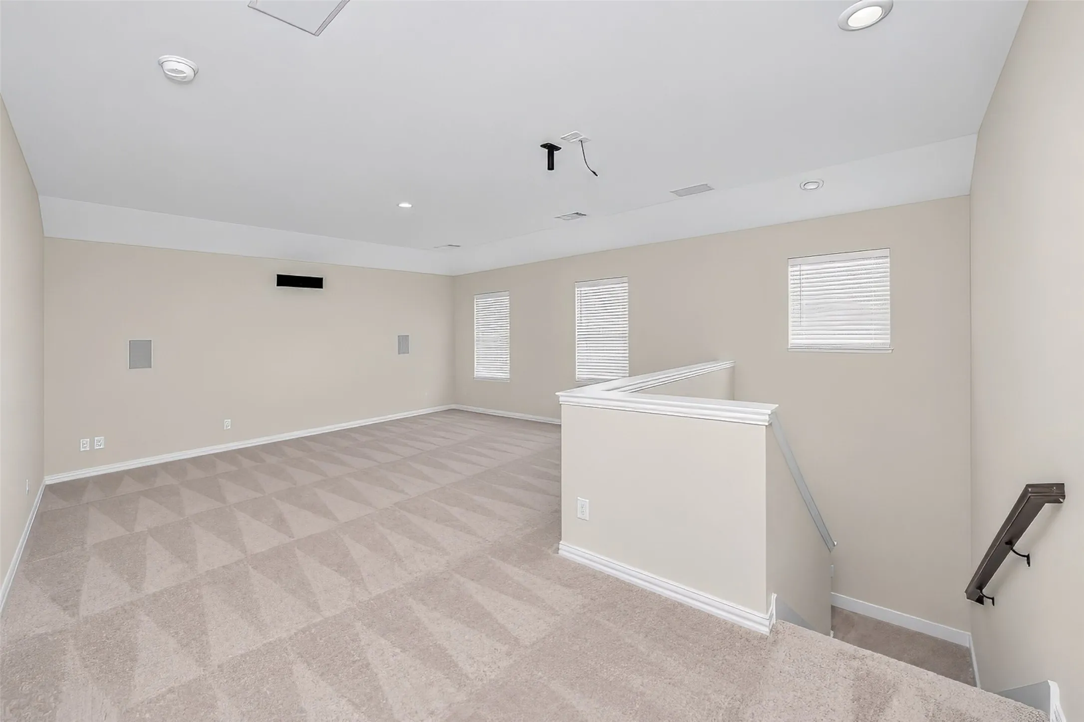 Single Family Residence For Rent in Tarrant County , 2148 Bellatrix Drive, Haslet, Texas 76052, 4 Bedroom, 4 Bathroom, Garage spaces, 3,122 Sqft, built in 2021, mls#21407085, Real Estate Agent in Haslet, Homes For Rent in Tarrant county, Homes For Rent in Haslet, Realtor in Haslet Texas, Real Estate Brokerage Independent Realty Texas, Luminita Cordes Realtor