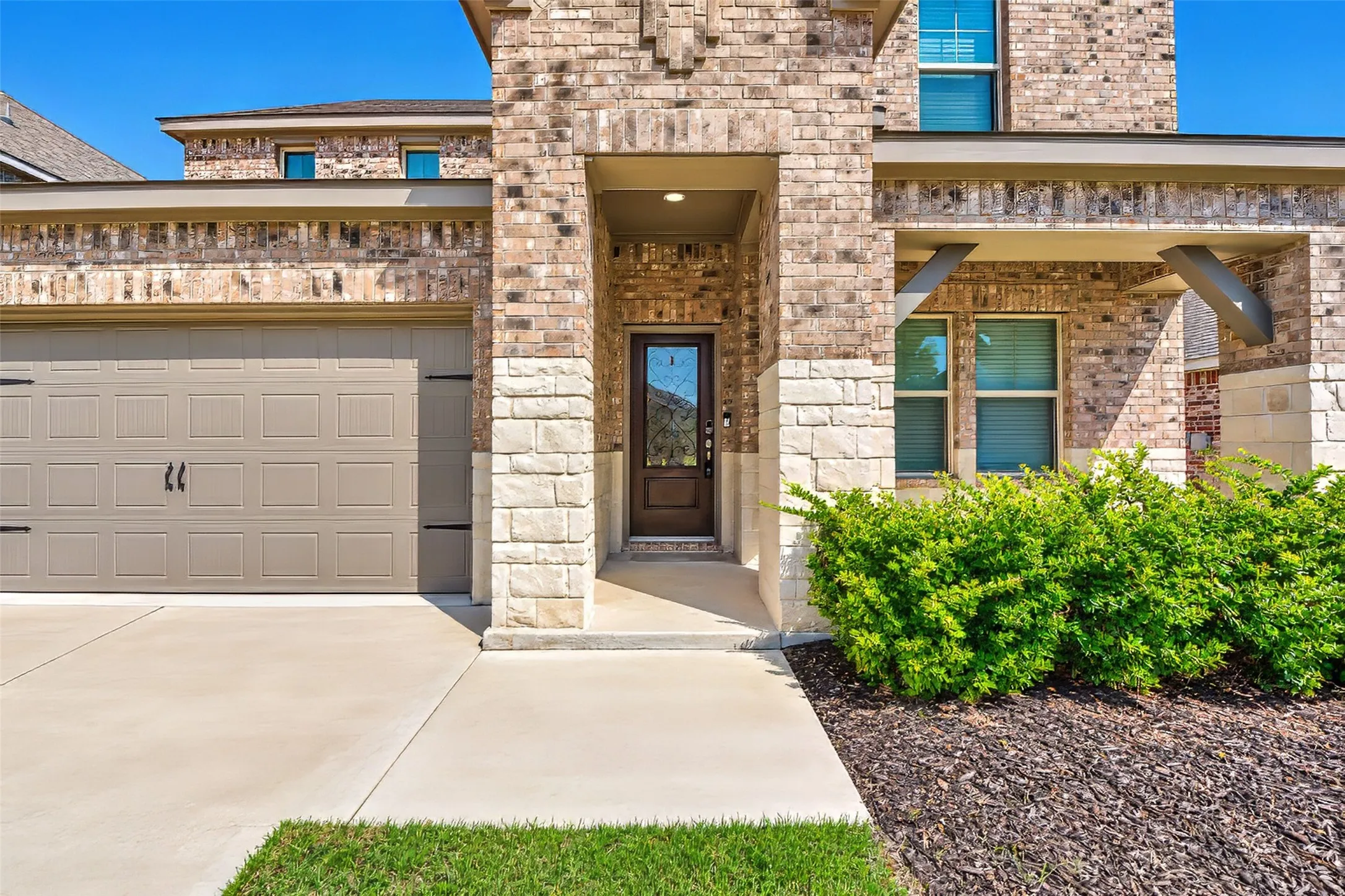 Single Family Residence For Rent in Tarrant County , 2148 Bellatrix Drive, Haslet, Texas 76052, 4 Bedroom, 4 Bathroom, Garage spaces, 3,122 Sqft, built in 2021, mls#21407085, Real Estate Agent in Haslet, Homes For Rent in Tarrant county, Homes For Rent in Haslet, Realtor in Haslet Texas, Real Estate Brokerage Independent Realty Texas, Luminita Cordes Realtor