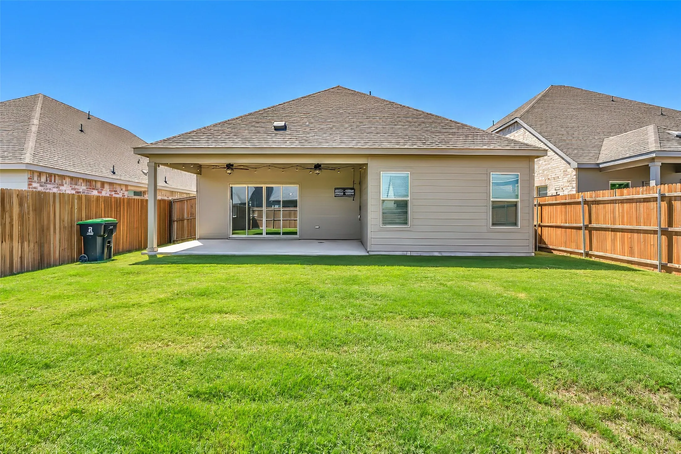 Single Family Residence For Rent in Tarrant County , 2148 Bellatrix Drive, Haslet, Texas 76052, 4 Bedroom, 4 Bathroom, Garage spaces, 3,122 Sqft, built in 2021, mls#21407085, Real Estate Agent in Haslet, Homes For Rent in Tarrant county, Homes For Rent in Haslet, Realtor in Haslet Texas, Real Estate Brokerage Independent Realty Texas, Luminita Cordes Realtor