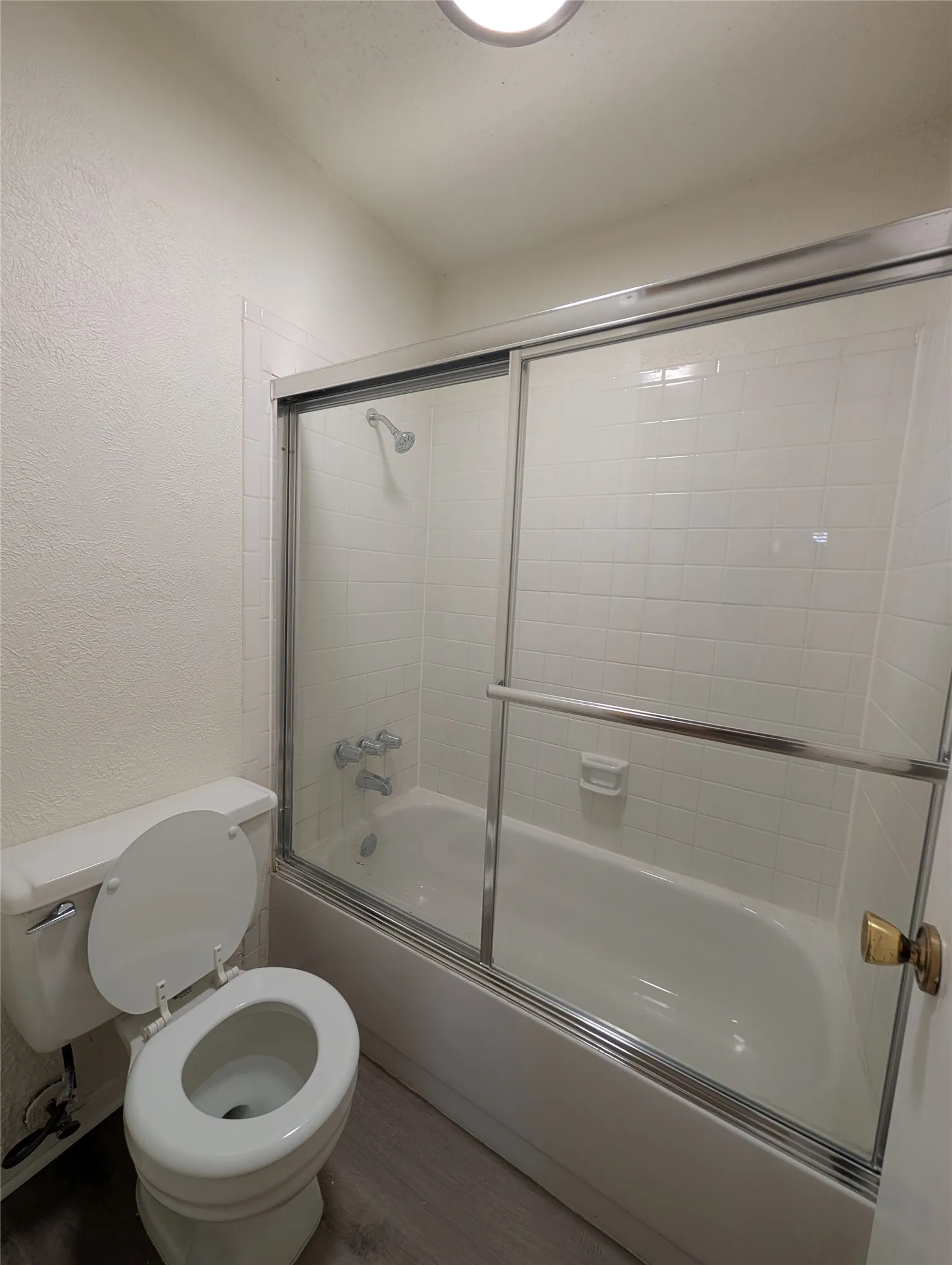 Condominium For Rent in Dallas County , 7431 Holly Hill Drive 219, Dallas, Texas 75231, 2 Bedroom, 2 Bathroom, Garage spaces, 959 Sqft, built in 1979, mls#21408222, Real Estate Agent in Dallas, Homes For Rent in Dallas county, Homes For Rent in Dallas, Realtor in Dallas Texas, Real Estate Brokerage Independent Realty Texas, Luminita Cordes Realtor