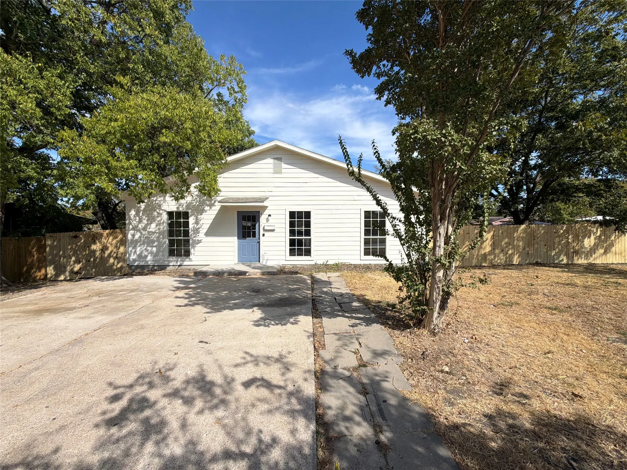 Single Family Residence For Sale