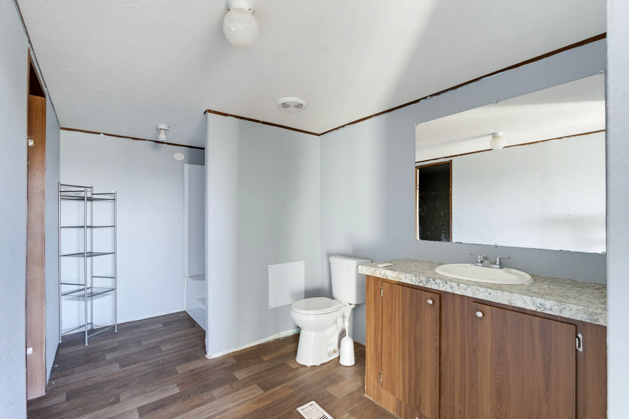 Mobile Home For Sale in Jones County , 7202 Fm-605, Merkel, Texas 79536, 4 Bedroom, 2 Bathroom, Garage spaces, 1,456 Sqft, built in 2021, mls#21408223, Real Estate Agent in Merkel, Homes For Sale in Jones county, Homes For Sale in Merkel, Realtor in Merkel Texas, Real Estate Brokerage Independent Realty Texas, Luminita Cordes Realtor