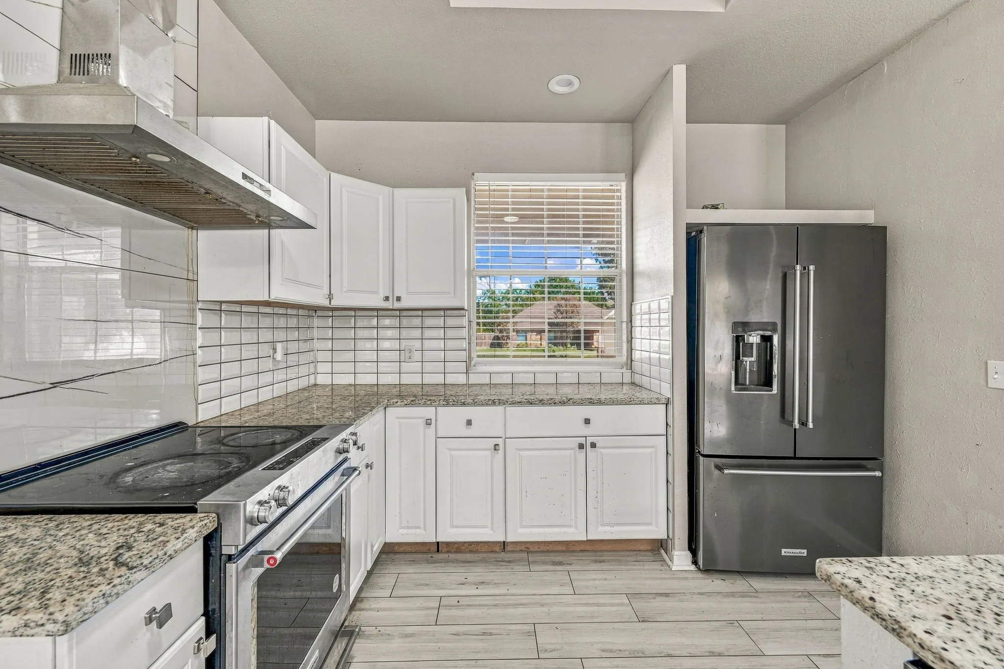 Single Family Residence For Sale in Erath County , 1466 Oakwood Drive, Stephenville, Texas 76401, 3 Bedroom, 2 Bathroom, 2 Garage spaces, 1,733 Sqft, built in 1999, mls#21408160, Real Estate Agent in Stephenville, Homes For Sale in Erath county, Homes For Sale in Stephenville, Realtor in Stephenville Texas, Real Estate Brokerage Independent Realty Texas, Luminita Cordes Realtor