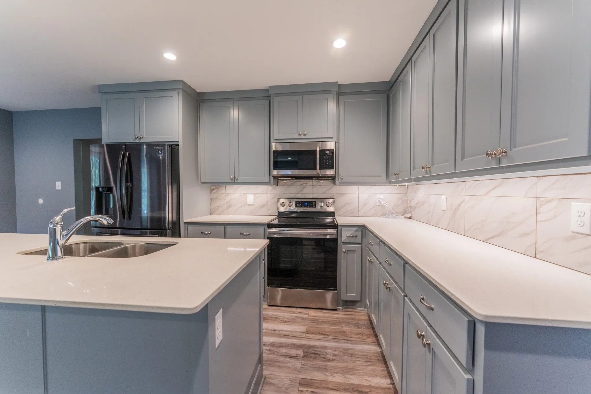 Single Family Residence For Sale in Hopkins County , 510 Woodlawn Street, Sulphur Springs, Texas 75482, 3 Bedroom, 2 Bathroom, Garage spaces, 1,347 Sqft, built in 1940, mls#21406825, Real Estate Agent in Sulphur Springs, Homes For Sale in Hopkins county, Homes For Sale in Sulphur Springs, Realtor in Sulphur Springs Texas, Real Estate Brokerage Independent Realty Texas, Luminita Cordes Realtor