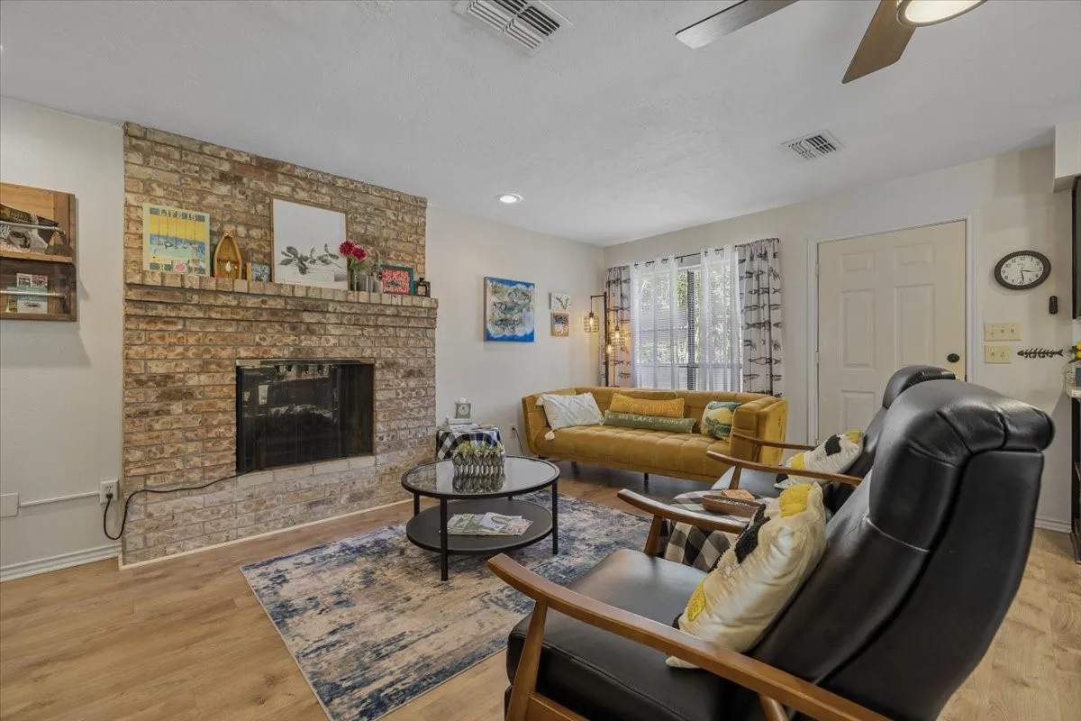 Hotel/Motel For Sale in Wood County , 2784 W Highway 154, Quitman, Texas 75783, 0, 0, Garage spaces, 3,948 Sqft, built in 1991, mls#21407003, Real Estate Agent in Quitman, Homes For Sale in Wood county, Homes For Sale in Quitman, Realtor in Quitman Texas, Real Estate Brokerage Independent Realty Texas, Luminita Cordes Realtor