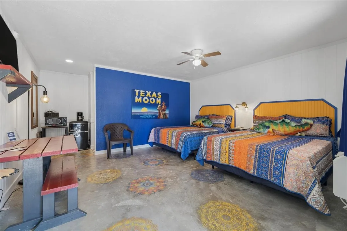 Hotel/Motel For Sale in Wood County , 2784 W Highway 154, Quitman, Texas 75783, 0, 0, Garage spaces, 3,948 Sqft, built in 1991, mls#21407003, Real Estate Agent in Quitman, Homes For Sale in Wood county, Homes For Sale in Quitman, Realtor in Quitman Texas, Real Estate Brokerage Independent Realty Texas, Luminita Cordes Realtor