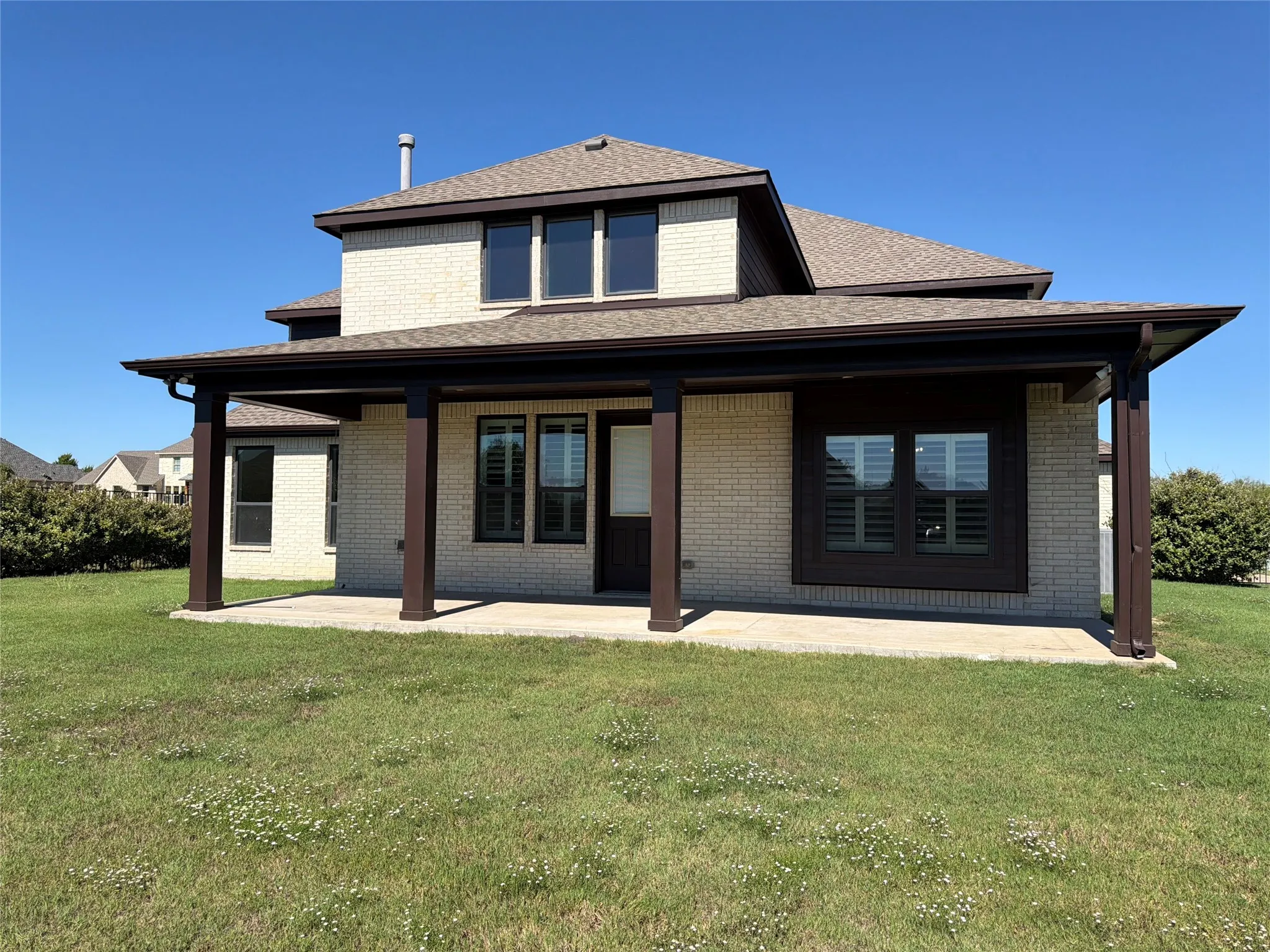 Single Family Residence For Sale in Ellis County , 1505 Hudson Drive, Ennis, Texas 75119, 5 Bedroom, 5 Bathroom, 3 Garage spaces, 4,252 Sqft, built in 2018, mls#21407567, Real Estate Agent in Ennis, Homes For Sale in Ellis county, Homes For Sale in Ennis, Realtor in Ennis Texas, Real Estate Brokerage Independent Realty Texas, Luminita Cordes Realtor