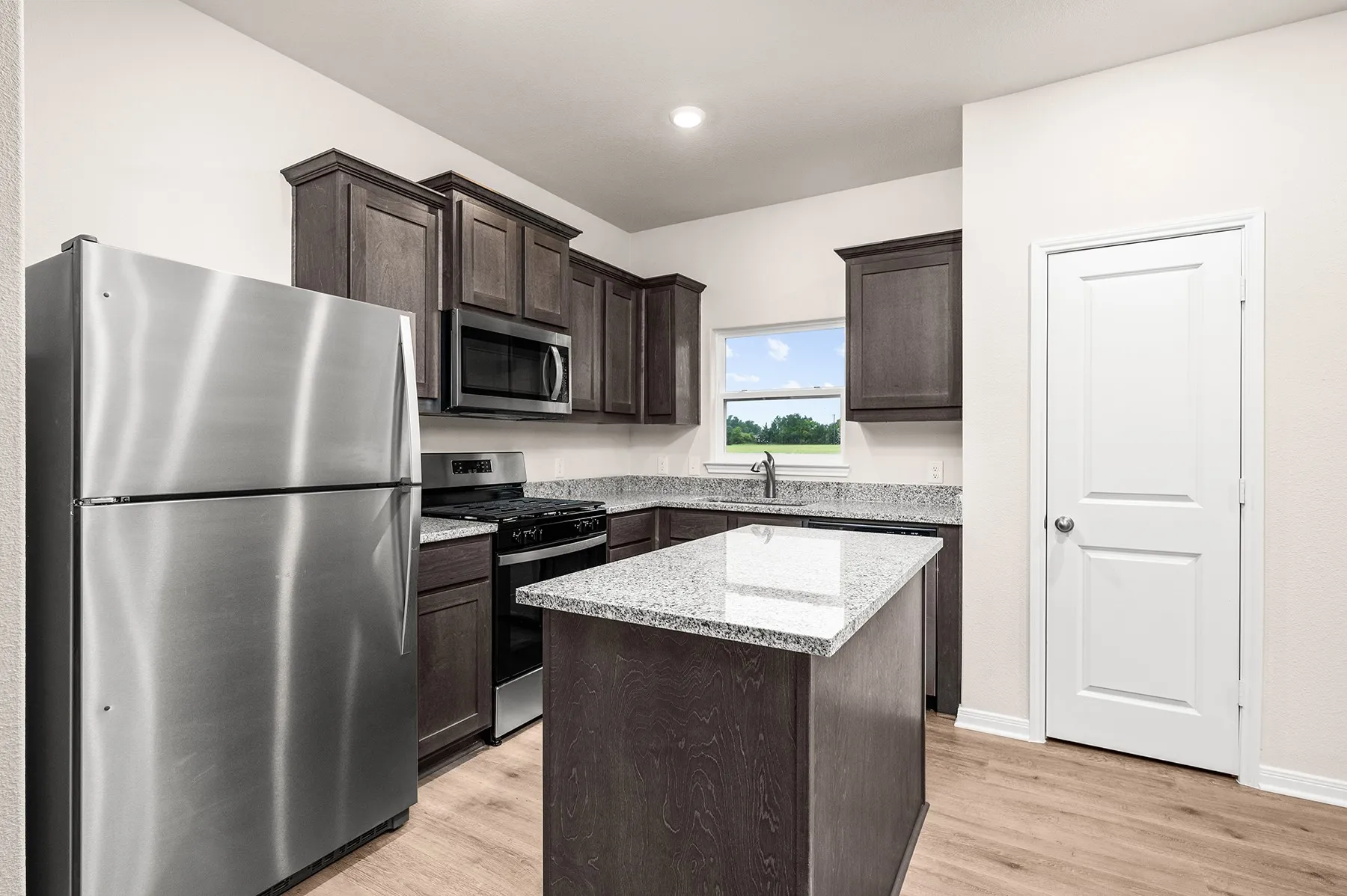 Single Family Residence For Rent in Kaufman County , 141 North Island Drive, Terrell, Texas 75160, 3 Bedroom, 2 Bathroom, 2 Garage spaces, 1,603 Sqft, built in 2026, mls#21408242, Real Estate Agent in Terrell, Homes For Rent in Kaufman county, Homes For Rent in Terrell, Realtor in Terrell Texas, Real Estate Brokerage Independent Realty Texas, Luminita Cordes Realtor