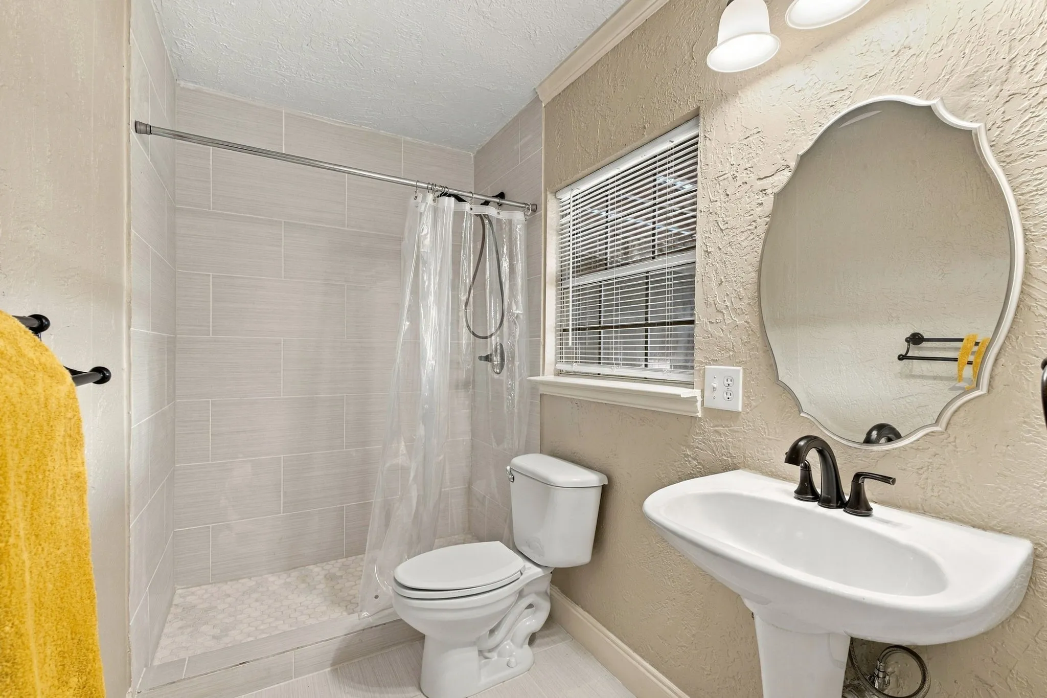 Single Family Residence For Sale in Collin County , 4344 COUNTY ROAD 463, Princeton, Texas 75407, 1 Bedroom, 1 Bathroom, Garage spaces, 864 Sqft, built in 1997, mls#21407228, Real Estate Agent in Princeton, Homes For Sale in Collin county, Homes For Sale in Princeton, Realtor in Princeton Texas, Real Estate Brokerage Independent Realty Texas, Luminita Cordes Realtor