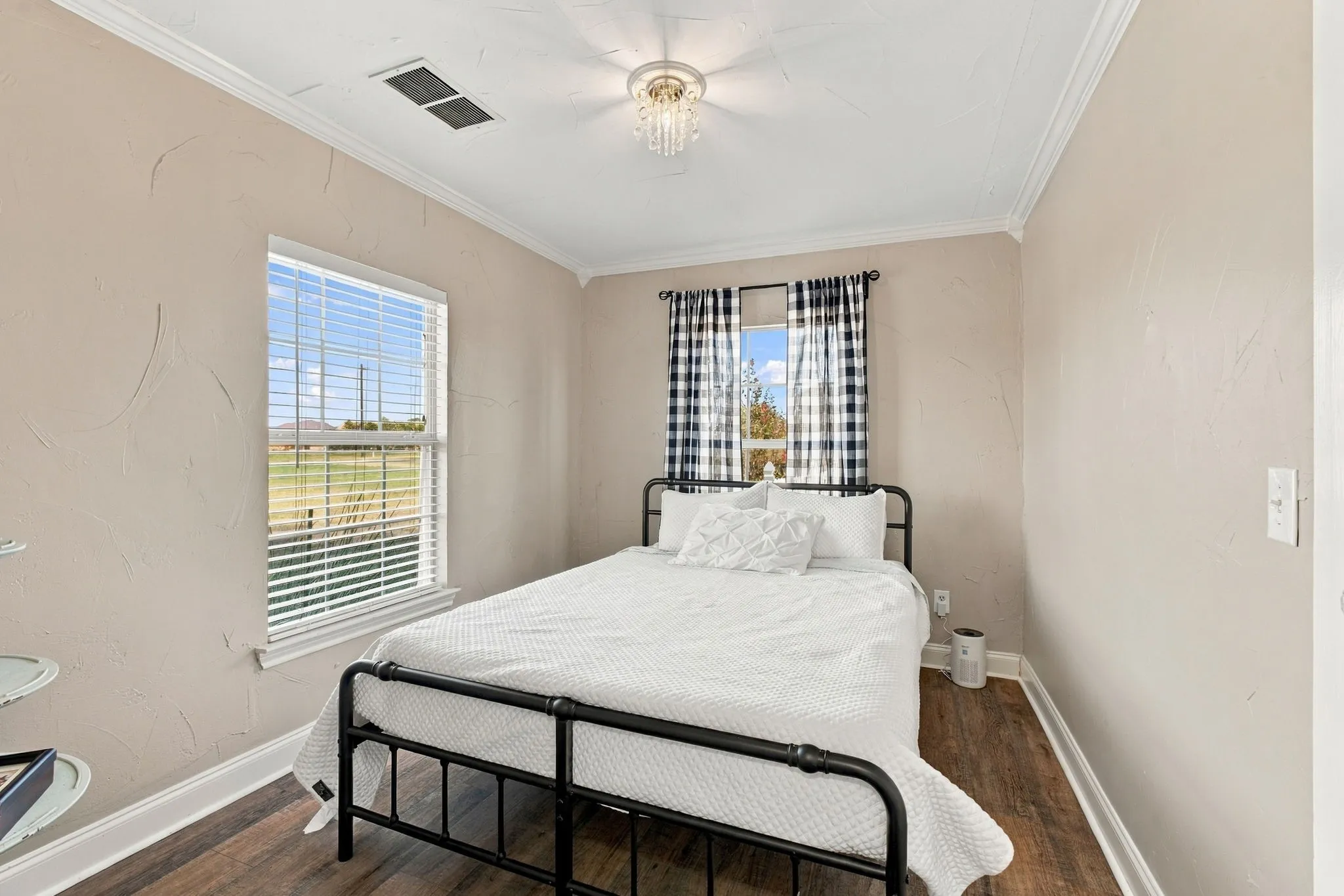 Single Family Residence For Sale in Collin County , 4344 COUNTY ROAD 463, Princeton, Texas 75407, 1 Bedroom, 1 Bathroom, Garage spaces, 864 Sqft, built in 1997, mls#21407228, Real Estate Agent in Princeton, Homes For Sale in Collin county, Homes For Sale in Princeton, Realtor in Princeton Texas, Real Estate Brokerage Independent Realty Texas, Luminita Cordes Realtor