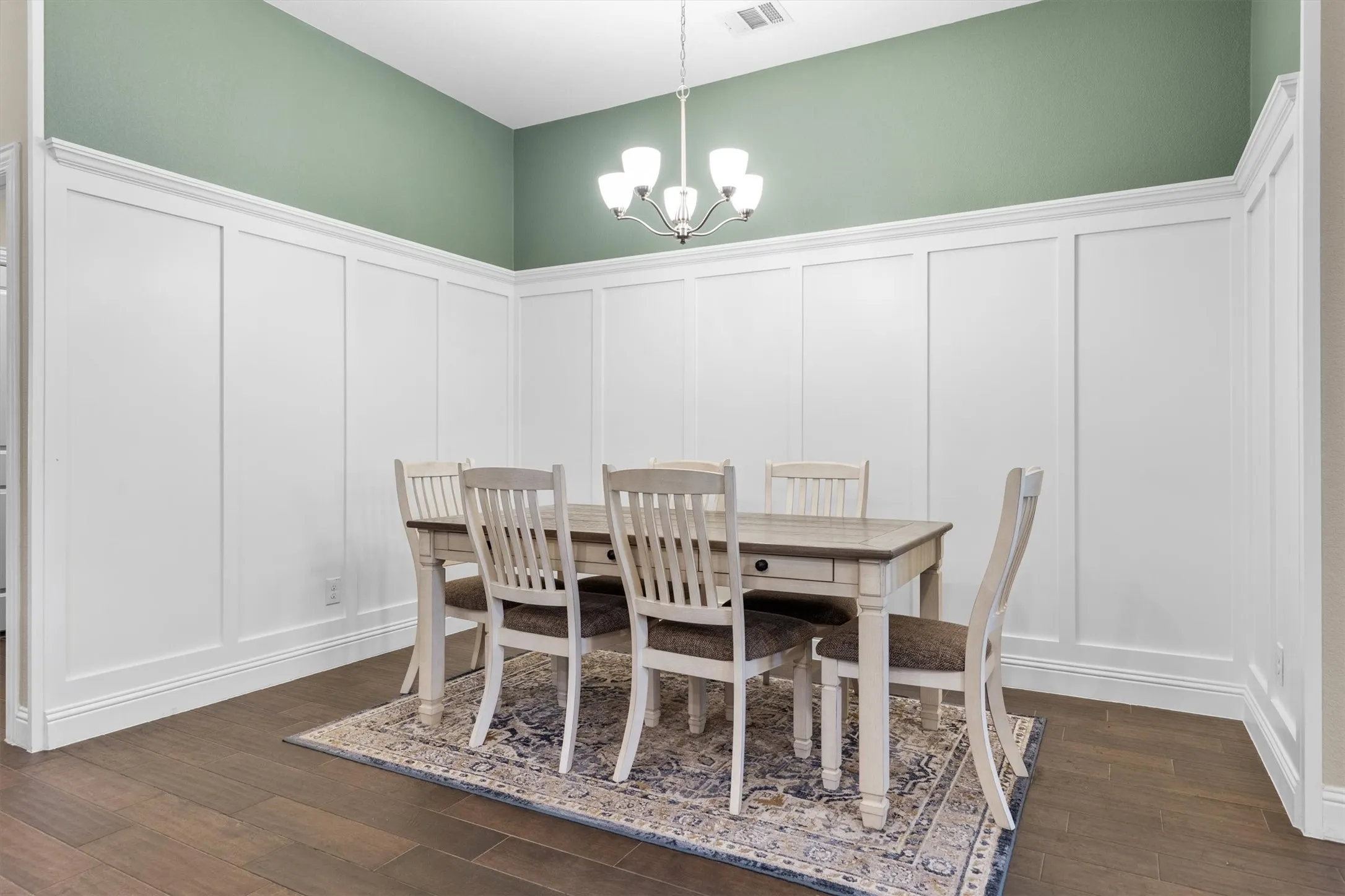 Single Family Residence For Sale in Denton County , 11416 Blaze Street, Aubrey, Texas 76227, 3 Bedroom, 2 Bathroom, 2 Garage spaces, 1,793 Sqft, built in 2019, mls#21408145, Real Estate Agent in Aubrey, Homes For Sale in Denton county, Homes For Sale in Aubrey, Realtor in Aubrey Texas, Real Estate Brokerage Independent Realty Texas, Luminita Cordes Realtor