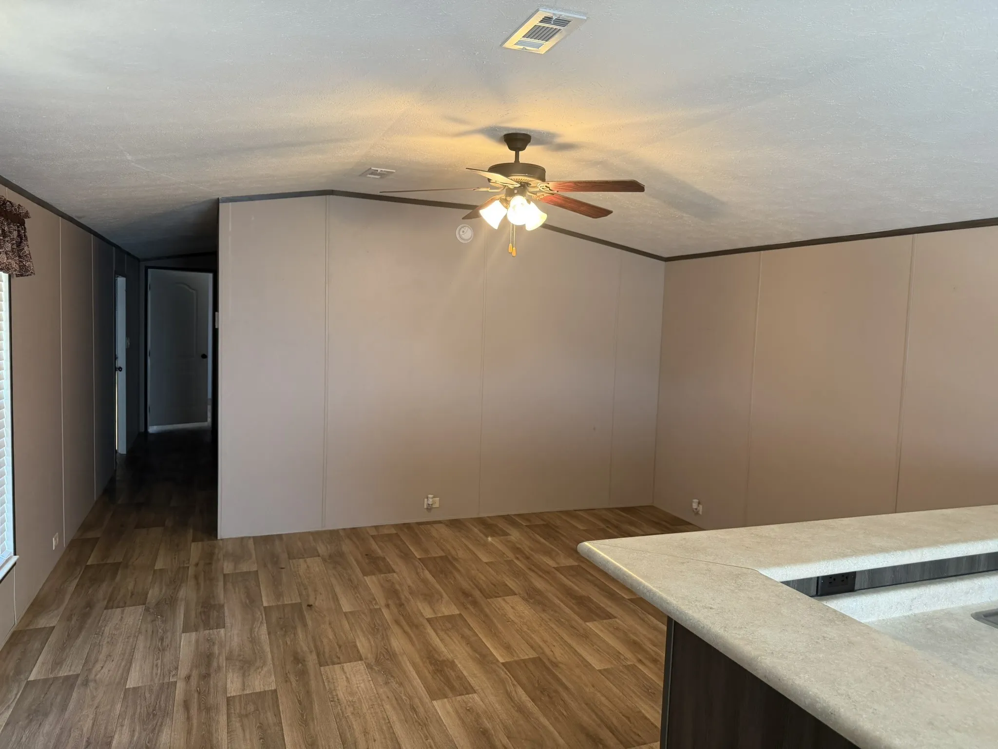 Mobile Home For Sale in Wood County , 700 Choctaw, Quitman, Texas 75783, 2 Bedroom, 1 Bathroom, Garage spaces, 896 Sqft, built in 2022, mls#21408256, Real Estate Agent in Quitman, Homes For Sale in Wood county, Homes For Sale in Quitman, Realtor in Quitman Texas, Real Estate Brokerage Independent Realty Texas, Luminita Cordes Realtor