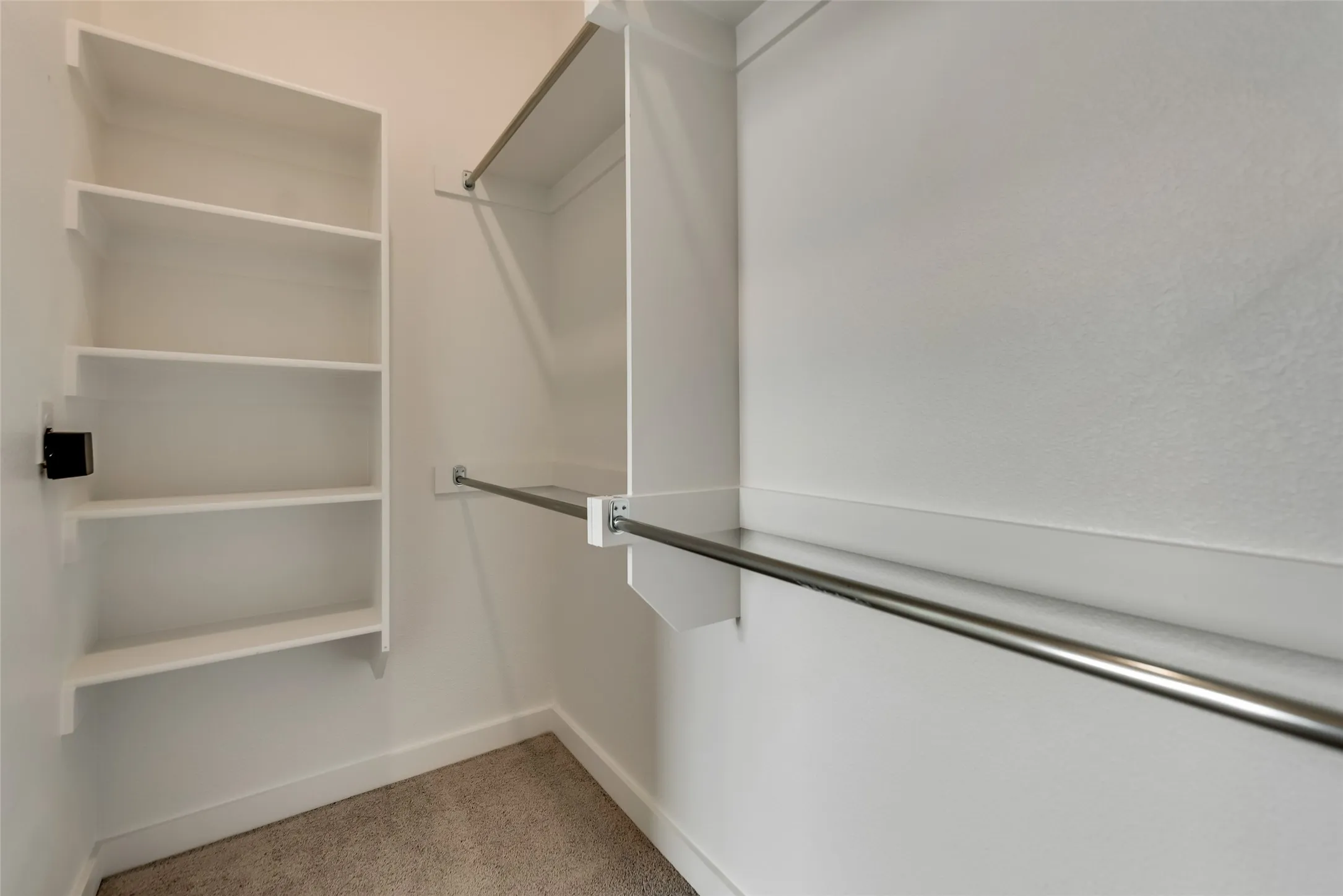 Townhouse For Rent in Denton County , 2709 Splendor Drive, Little Elm, Texas 75068, 3 Bedroom, 2 Bathroom, 2 Garage spaces, 1,682 Sqft, built in 2019, mls#21408259, Real Estate Agent in Little Elm, Homes For Rent in Denton county, Homes For Rent in Little Elm, Realtor in Little Elm Texas, Real Estate Brokerage Independent Realty Texas, Luminita Cordes Realtor
