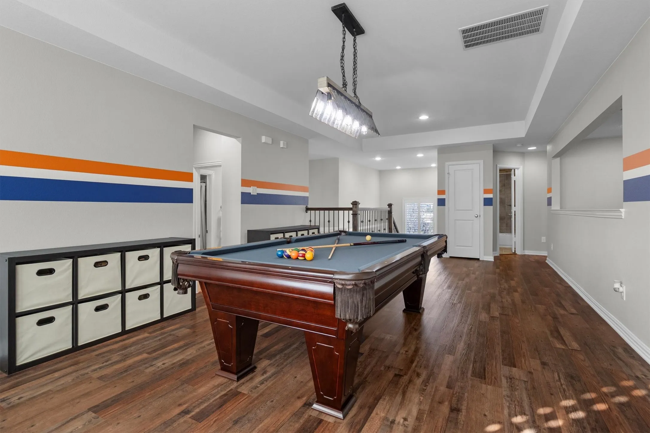 Single Family Residence For Sale in Denton County , 236 Sunrise Drive, Argyle, Texas 76226, 4 Bedroom, 4 Bathroom, 3 Garage spaces, 3,055 Sqft, built in 2014, mls#21406412, Real Estate Agent in Argyle, Homes For Sale in Denton county, Homes For Sale in Argyle, Realtor in Argyle Texas, Real Estate Brokerage Independent Realty Texas, Luminita Cordes Realtor