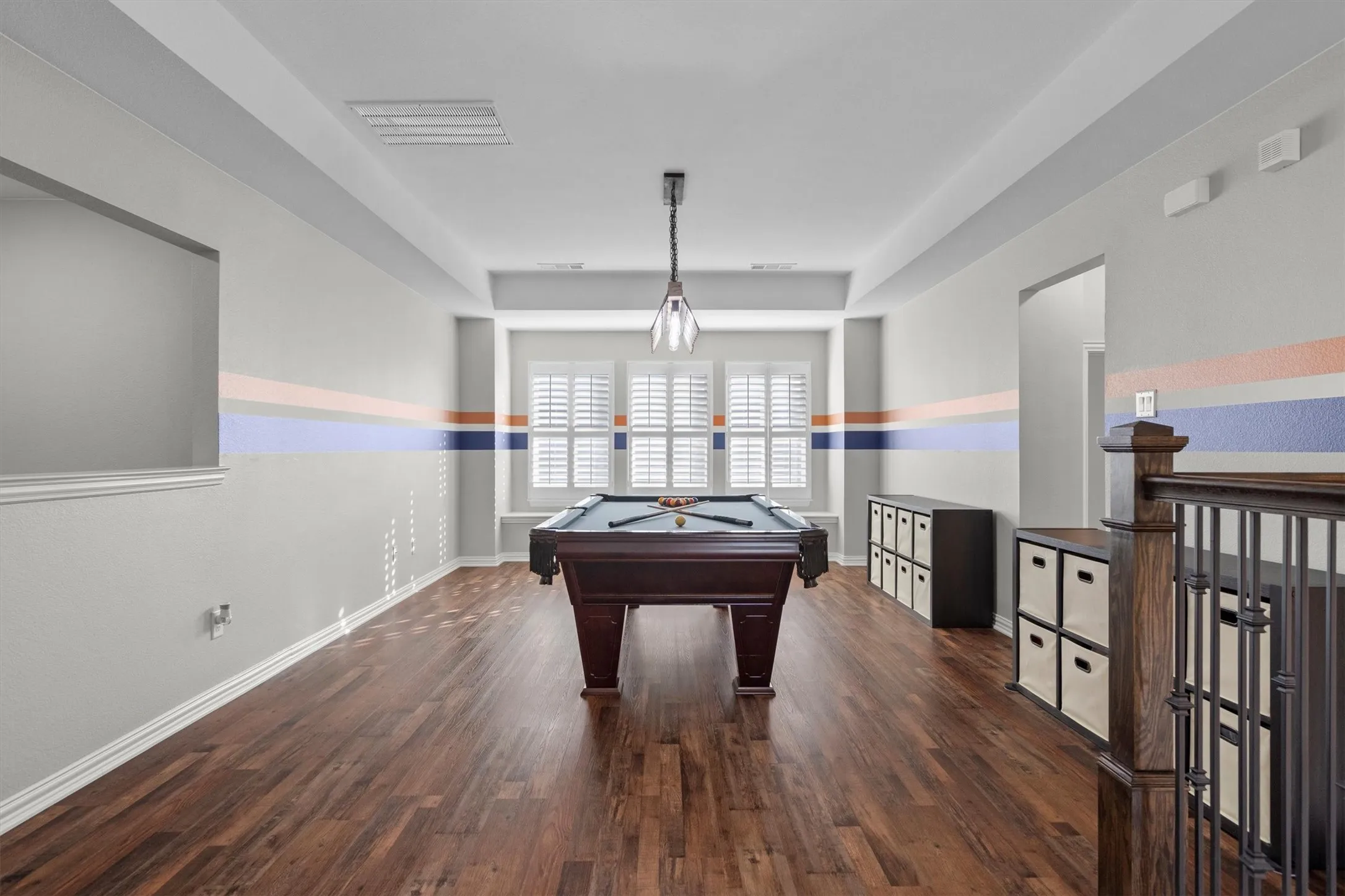 Single Family Residence For Sale in Denton County , 236 Sunrise Drive, Argyle, Texas 76226, 4 Bedroom, 4 Bathroom, 3 Garage spaces, 3,055 Sqft, built in 2014, mls#21406412, Real Estate Agent in Argyle, Homes For Sale in Denton county, Homes For Sale in Argyle, Realtor in Argyle Texas, Real Estate Brokerage Independent Realty Texas, Luminita Cordes Realtor