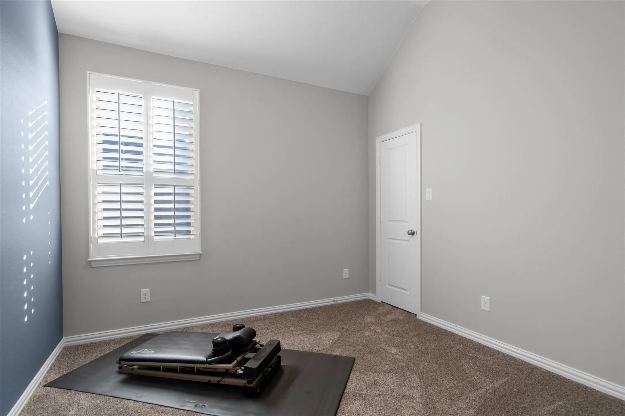 Single Family Residence For Sale in Denton County , 236 Sunrise Drive, Argyle, Texas 76226, 4 Bedroom, 4 Bathroom, 3 Garage spaces, 3,055 Sqft, built in 2014, mls#21406412, Real Estate Agent in Argyle, Homes For Sale in Denton county, Homes For Sale in Argyle, Realtor in Argyle Texas, Real Estate Brokerage Independent Realty Texas, Luminita Cordes Realtor