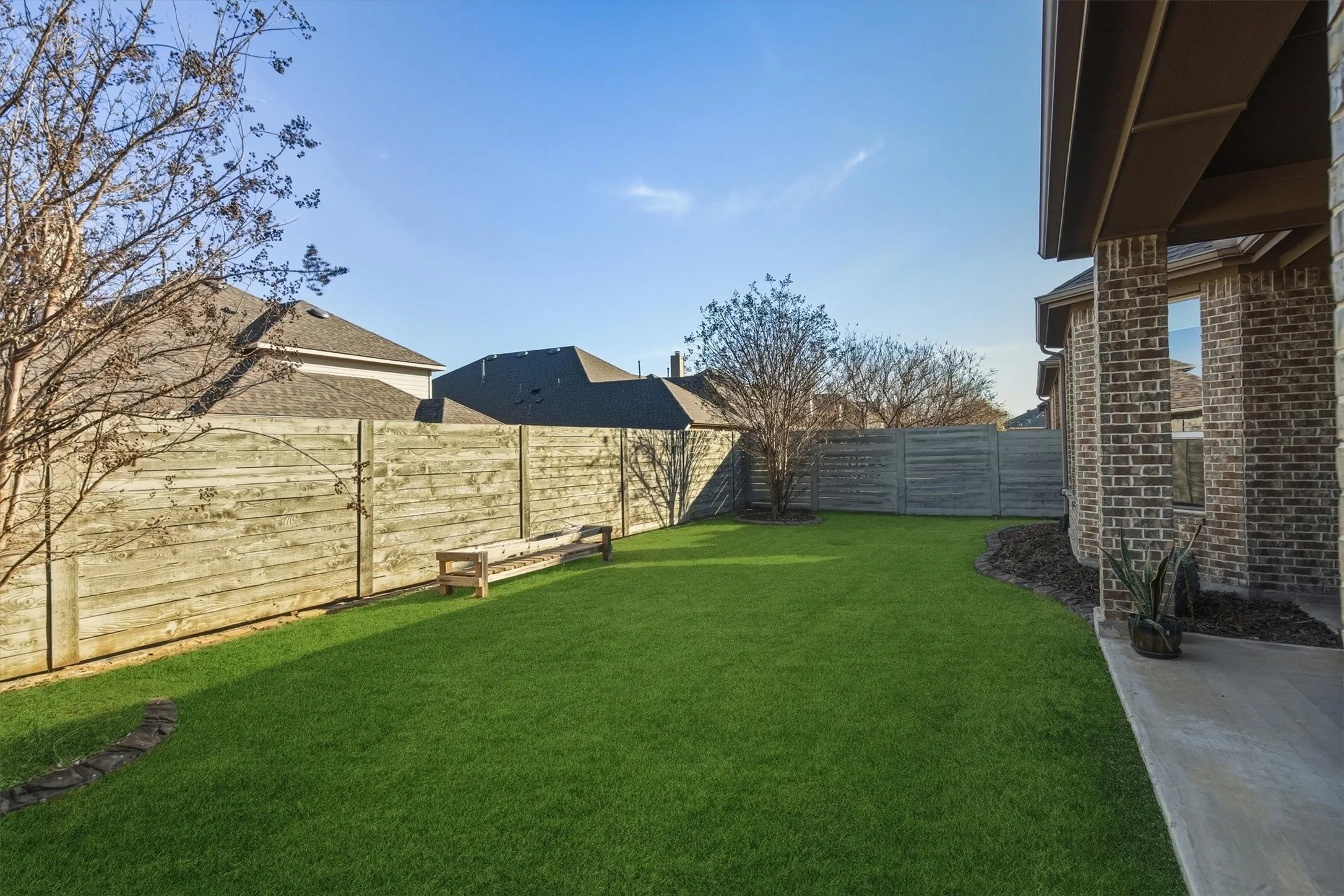 Single Family Residence For Sale in Denton County , 236 Sunrise Drive, Argyle, Texas 76226, 4 Bedroom, 4 Bathroom, 3 Garage spaces, 3,055 Sqft, built in 2014, mls#21406412, Real Estate Agent in Argyle, Homes For Sale in Denton county, Homes For Sale in Argyle, Realtor in Argyle Texas, Real Estate Brokerage Independent Realty Texas, Luminita Cordes Realtor