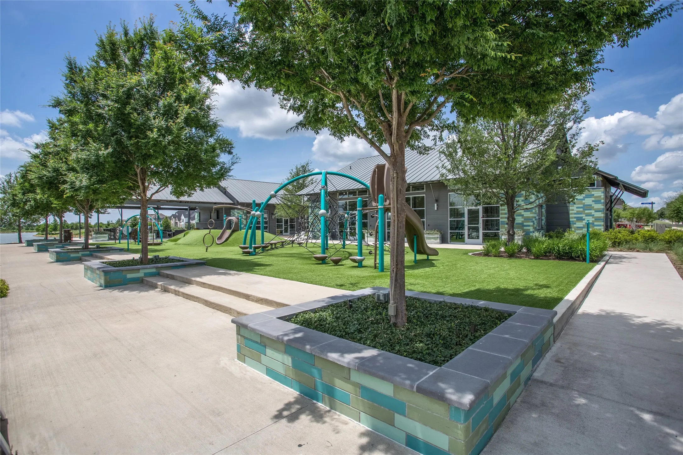 Single Family Residence For Sale in Denton County , 236 Sunrise Drive, Argyle, Texas 76226, 4 Bedroom, 4 Bathroom, 3 Garage spaces, 3,055 Sqft, built in 2014, mls#21406412, Real Estate Agent in Argyle, Homes For Sale in Denton county, Homes For Sale in Argyle, Realtor in Argyle Texas, Real Estate Brokerage Independent Realty Texas, Luminita Cordes Realtor