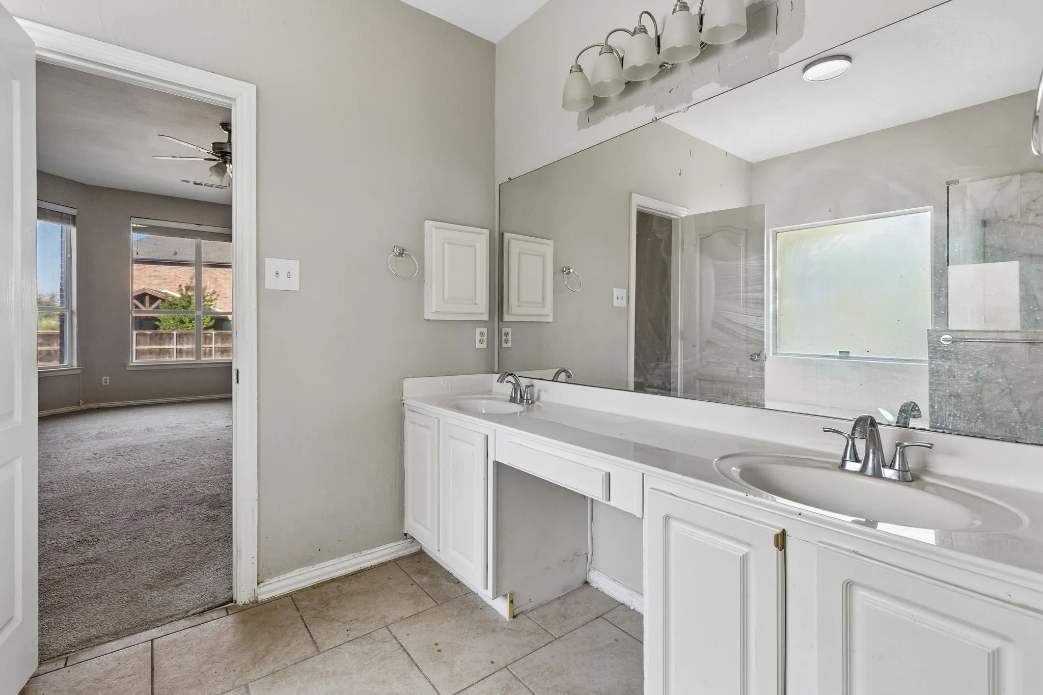 Single Family Residence For Sale in Collin County , 3601 Charleston Drive, Richardson, Texas 75082, 4 Bedroom, 4 Bathroom, 2 Garage spaces, 2,932 Sqft, built in 1998, mls#21406791, Real Estate Agent in Richardson, Homes For Sale in Collin county, Homes For Sale in Richardson, Realtor in Richardson Texas, Real Estate Brokerage Independent Realty Texas, Luminita Cordes Realtor