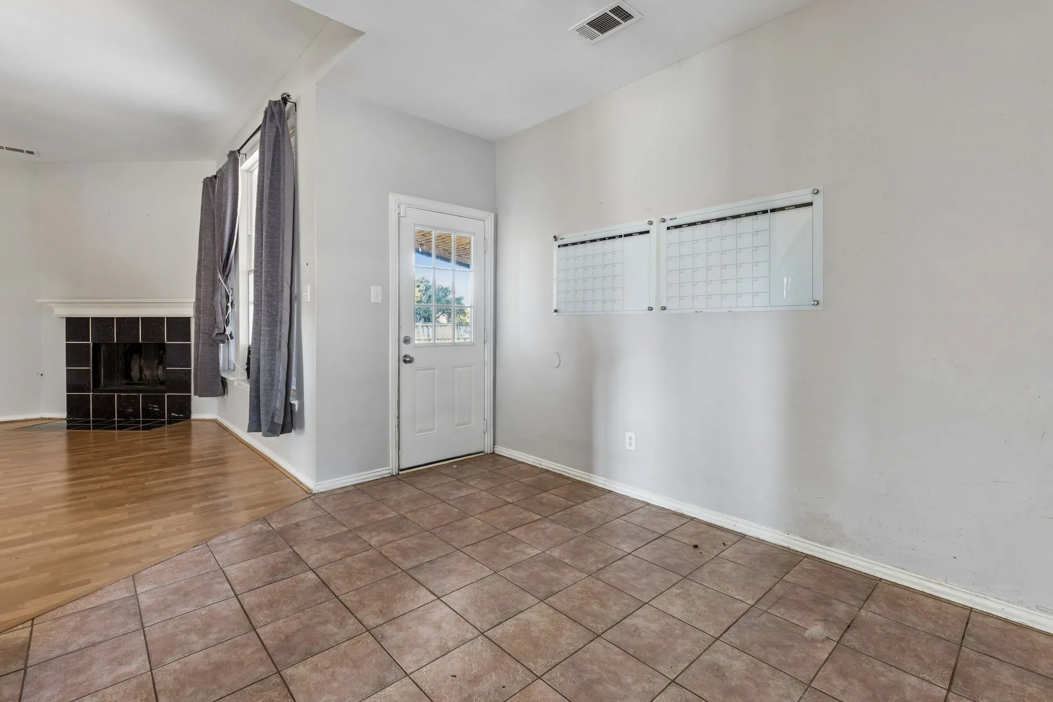 Single Family Residence For Sale in Collin County , 3601 Charleston Drive, Richardson, Texas 75082, 4 Bedroom, 4 Bathroom, 2 Garage spaces, 2,932 Sqft, built in 1998, mls#21406791, Real Estate Agent in Richardson, Homes For Sale in Collin county, Homes For Sale in Richardson, Realtor in Richardson Texas, Real Estate Brokerage Independent Realty Texas, Luminita Cordes Realtor