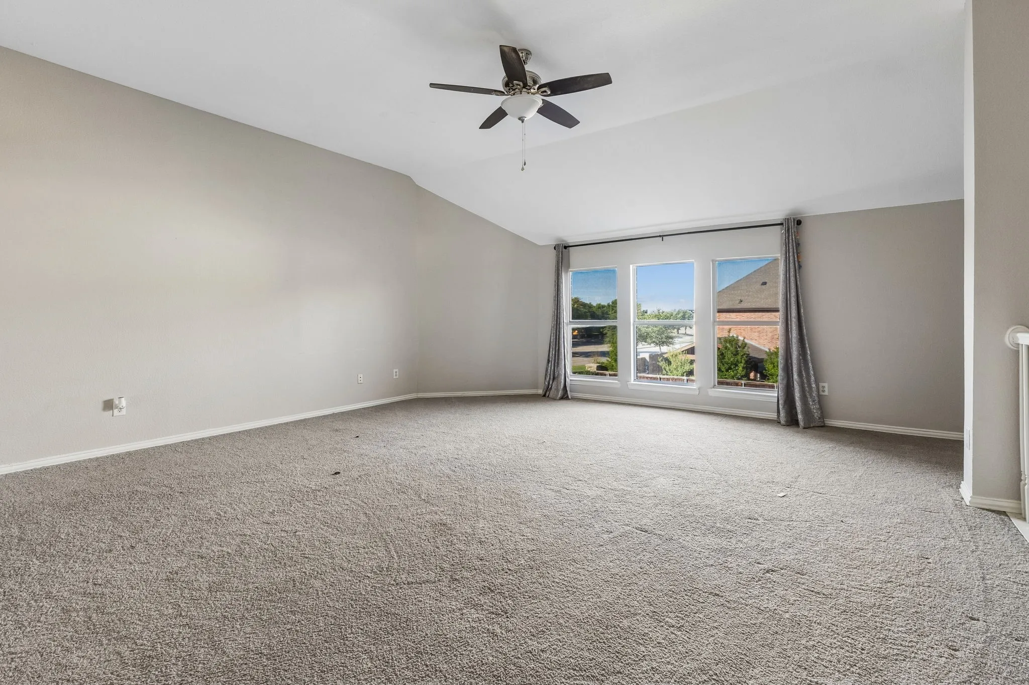 Single Family Residence For Sale in Collin County , 3601 Charleston Drive, Richardson, Texas 75082, 4 Bedroom, 4 Bathroom, 2 Garage spaces, 2,932 Sqft, built in 1998, mls#21406791, Real Estate Agent in Richardson, Homes For Sale in Collin county, Homes For Sale in Richardson, Realtor in Richardson Texas, Real Estate Brokerage Independent Realty Texas, Luminita Cordes Realtor