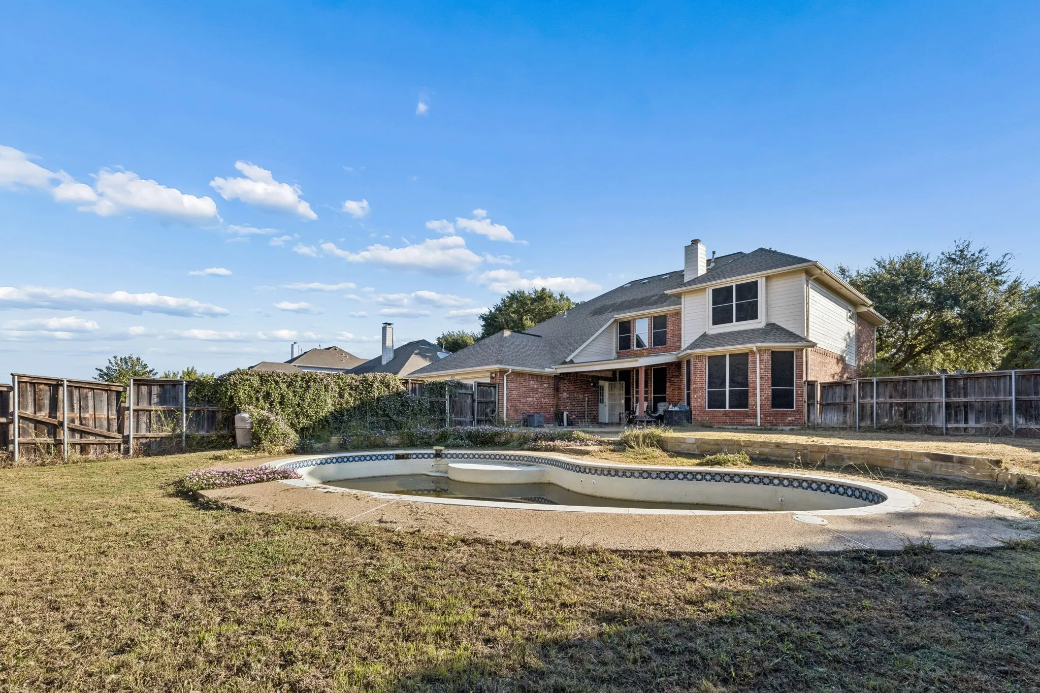 Single Family Residence For Sale in Collin County , 3601 Charleston Drive, Richardson, Texas 75082, 4 Bedroom, 4 Bathroom, 2 Garage spaces, 2,932 Sqft, built in 1998, mls#21406791, Real Estate Agent in Richardson, Homes For Sale in Collin county, Homes For Sale in Richardson, Realtor in Richardson Texas, Real Estate Brokerage Independent Realty Texas, Luminita Cordes Realtor