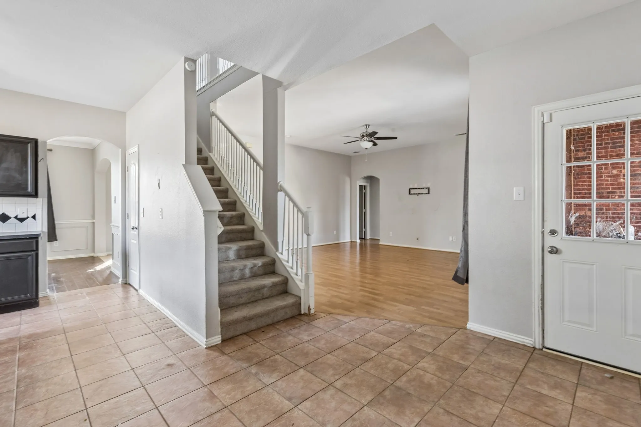Single Family Residence For Sale in Collin County , 3601 Charleston Drive, Richardson, Texas 75082, 4 Bedroom, 4 Bathroom, 2 Garage spaces, 2,932 Sqft, built in 1998, mls#21406791, Real Estate Agent in Richardson, Homes For Sale in Collin county, Homes For Sale in Richardson, Realtor in Richardson Texas, Real Estate Brokerage Independent Realty Texas, Luminita Cordes Realtor