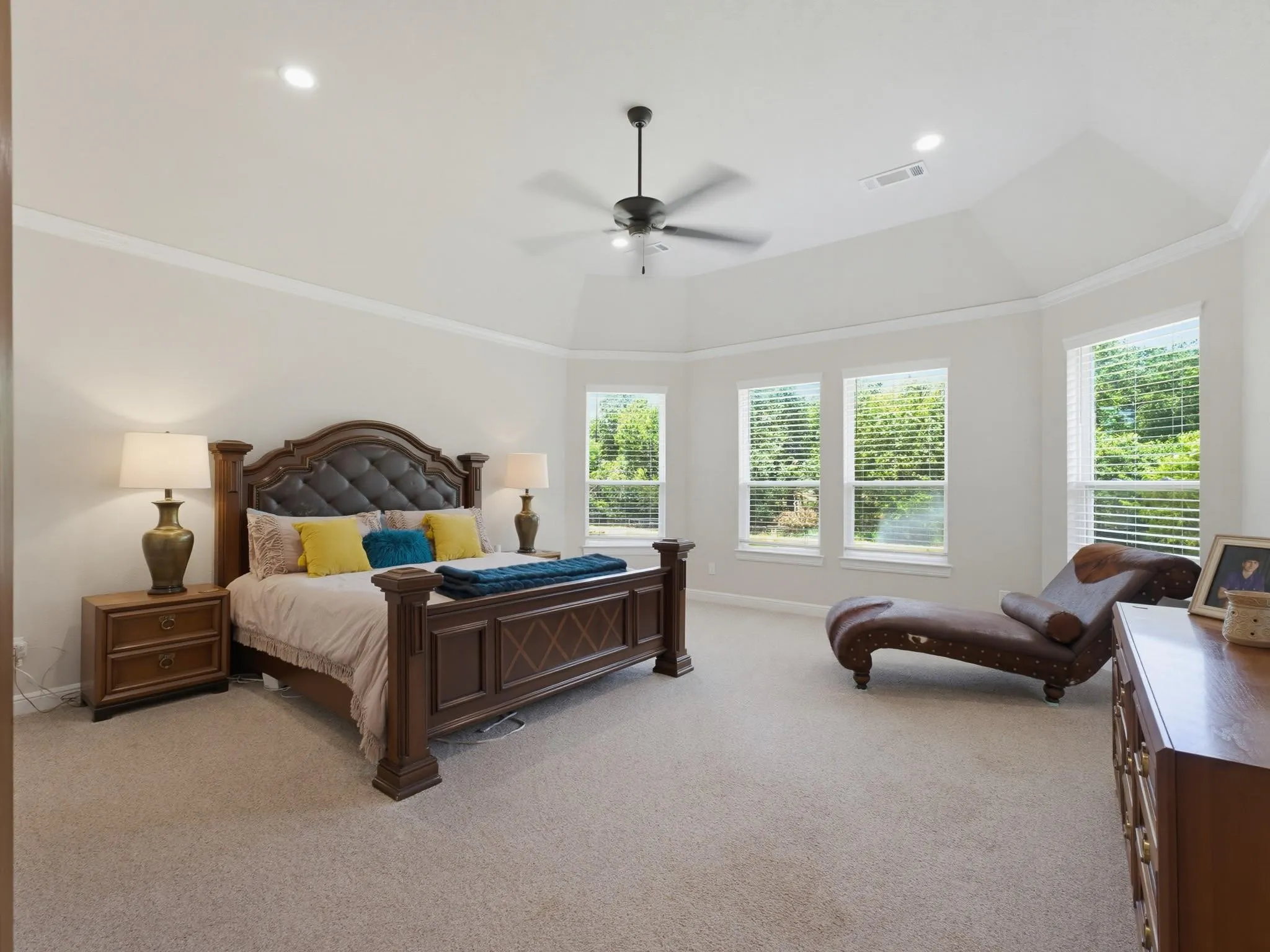 Single Family Residence For Sale in Wise County , 209 Rio Rancho Drive, Decatur, Texas 76234, 4 Bedroom, 3 Bathroom, 3 Garage spaces, 3,069 Sqft, built in 2021, mls#21408257, Real Estate Agent in Decatur, Homes For Sale in Wise county, Homes For Sale in Decatur, Realtor in Decatur Texas, Real Estate Brokerage Independent Realty Texas, Luminita Cordes Realtor