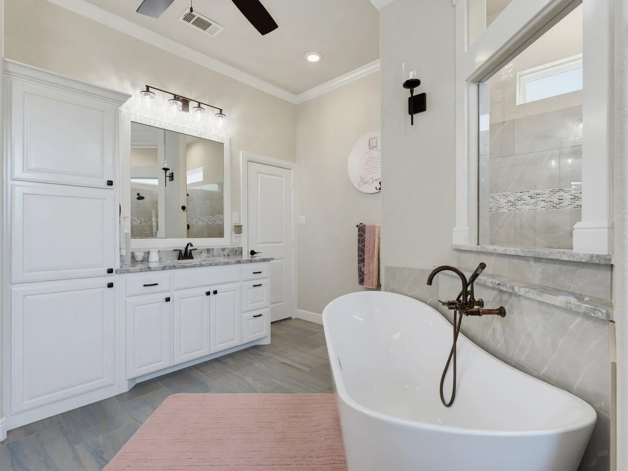 Single Family Residence For Sale in Wise County , 209 Rio Rancho Drive, Decatur, Texas 76234, 4 Bedroom, 3 Bathroom, 3 Garage spaces, 3,069 Sqft, built in 2021, mls#21408257, Real Estate Agent in Decatur, Homes For Sale in Wise county, Homes For Sale in Decatur, Realtor in Decatur Texas, Real Estate Brokerage Independent Realty Texas, Luminita Cordes Realtor