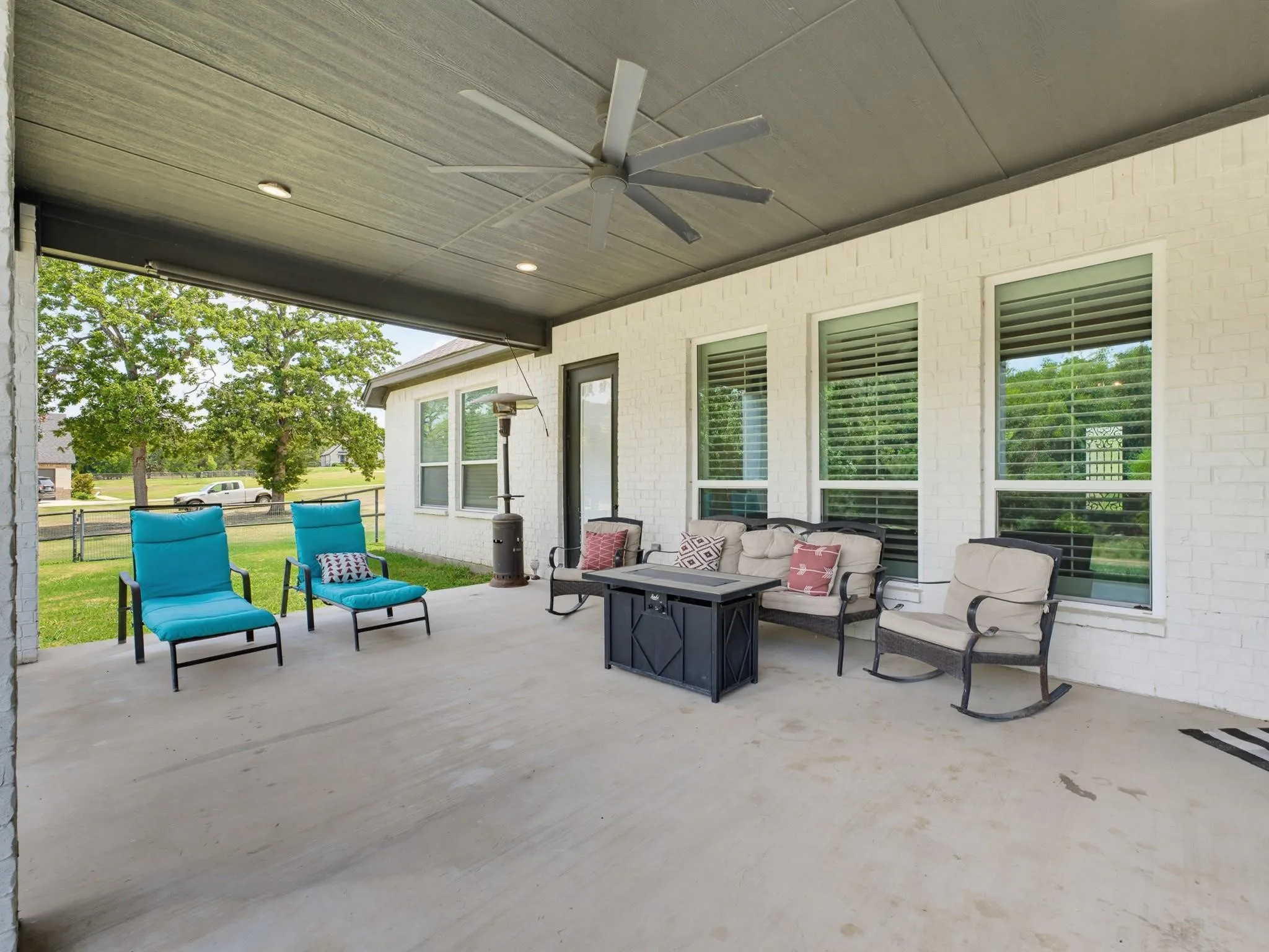Single Family Residence For Sale in Wise County , 209 Rio Rancho Drive, Decatur, Texas 76234, 4 Bedroom, 3 Bathroom, 3 Garage spaces, 3,069 Sqft, built in 2021, mls#21408257, Real Estate Agent in Decatur, Homes For Sale in Wise county, Homes For Sale in Decatur, Realtor in Decatur Texas, Real Estate Brokerage Independent Realty Texas, Luminita Cordes Realtor